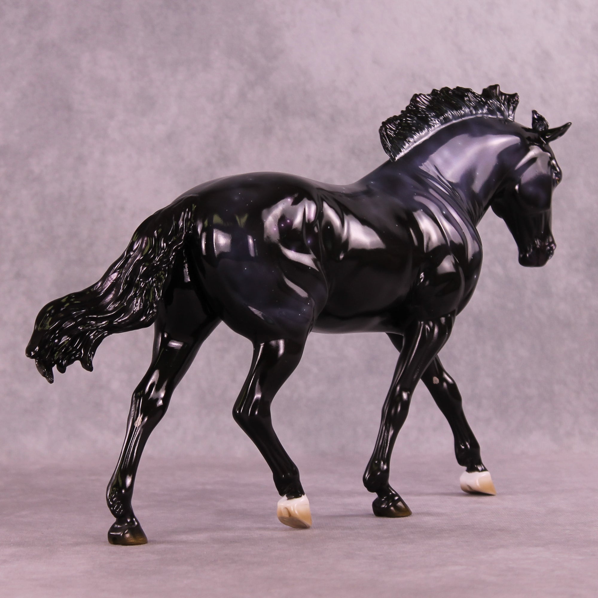 Brachium LE-10 FCM Irish Draught by Ashley Palmer ZS25