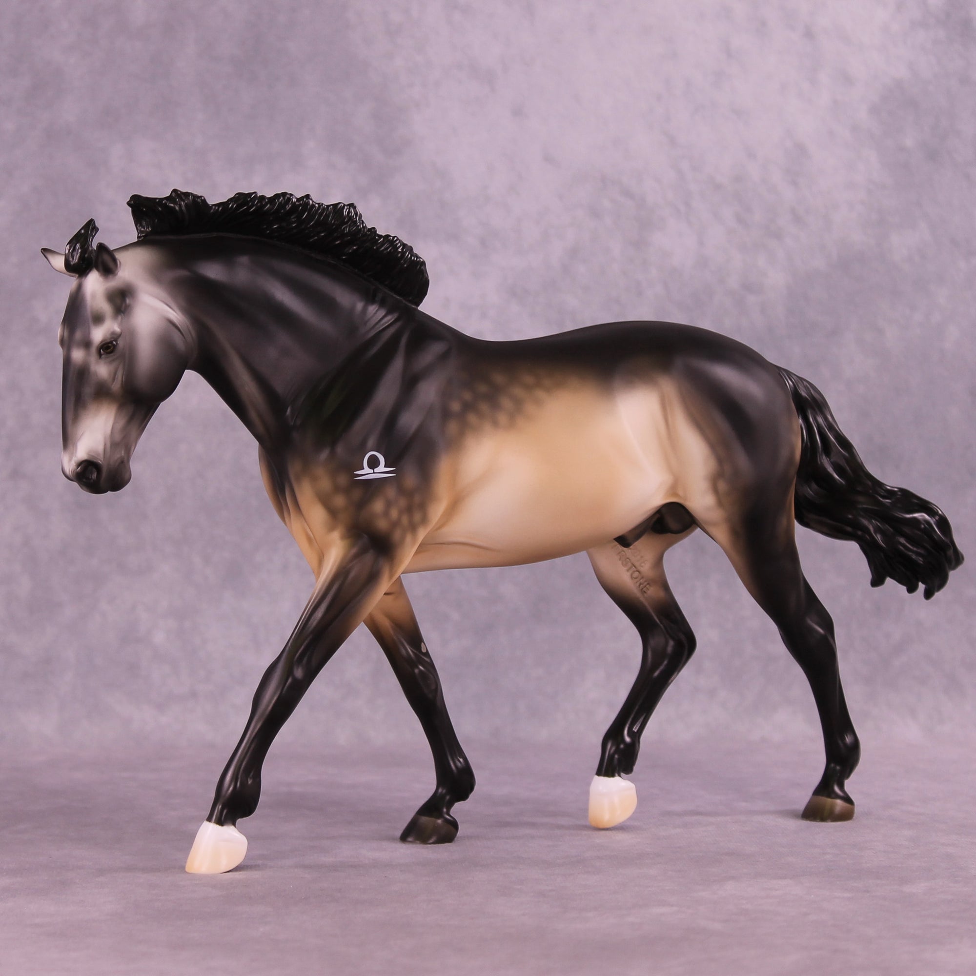 Upsilon LE-10 FCM Irish Draught by Ashley Palmer ZS25