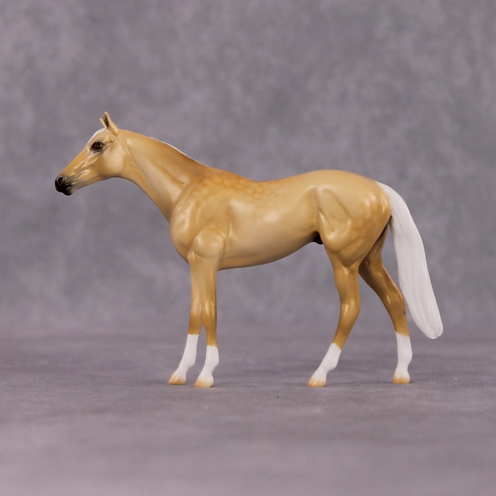 "Sol" OOAK Dappled Palomino Thoroughbred Chip By Ellen Robbins Shakespeare Sonnet 18 & 130 Chips CL25