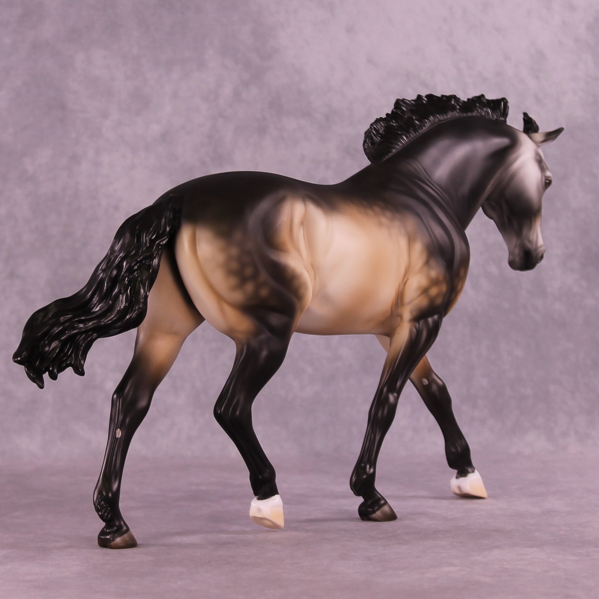 Upsilon LE-10 FCM Irish Draught by Ashley Palmer ZS25