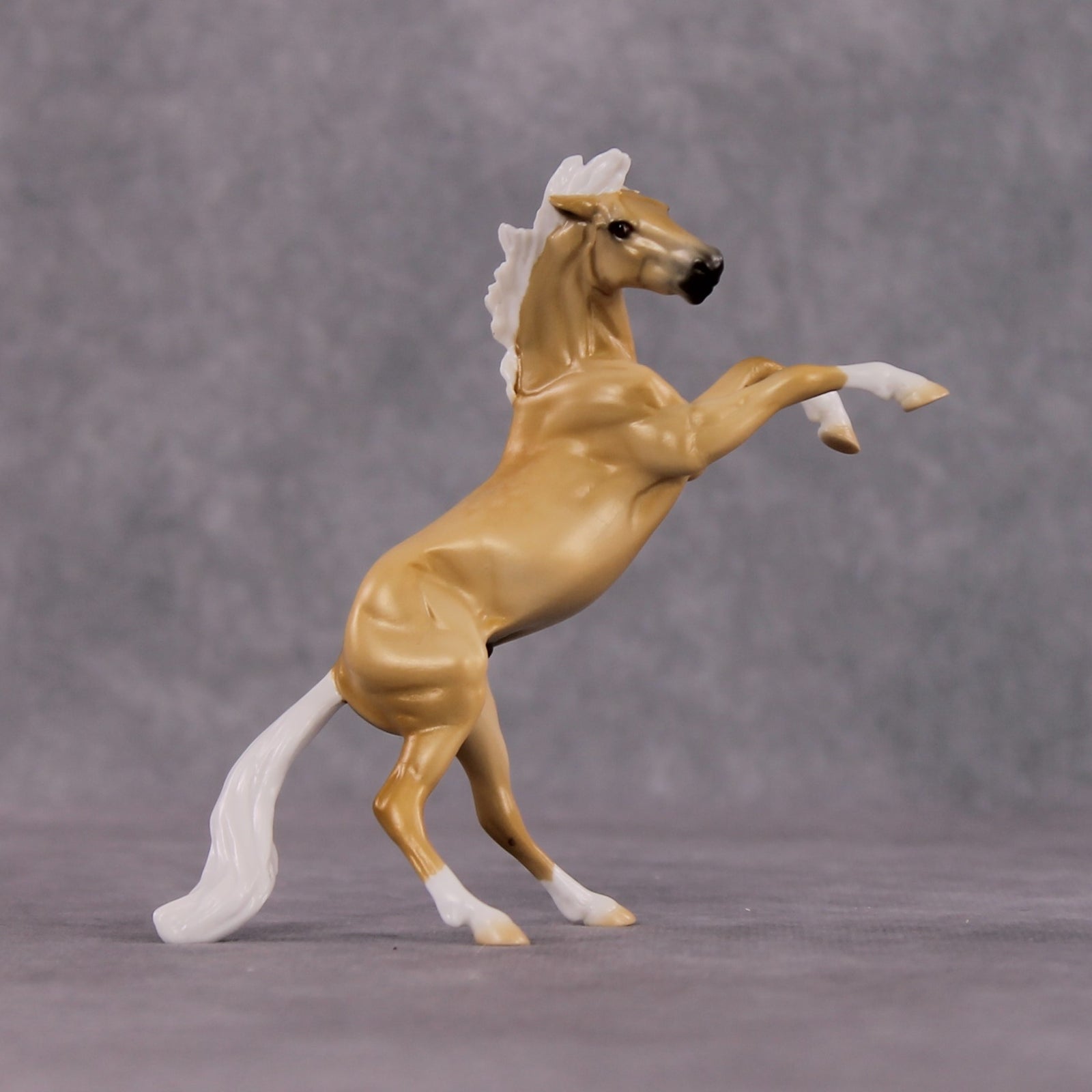 "Anwar" OOAK Dappled Palomino Rearing Chip By Ellen Robbins Shakespeare Sonnet 18 & 130 Chips CL25