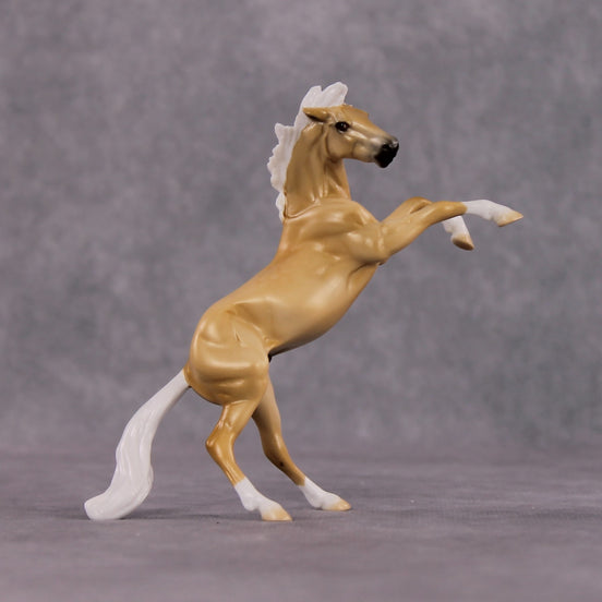 "Anwar" OOAK Dappled Palomino Rearing Chip By Ellen Robbins Shakespeare Sonnet 18 & 130 Chips CL25