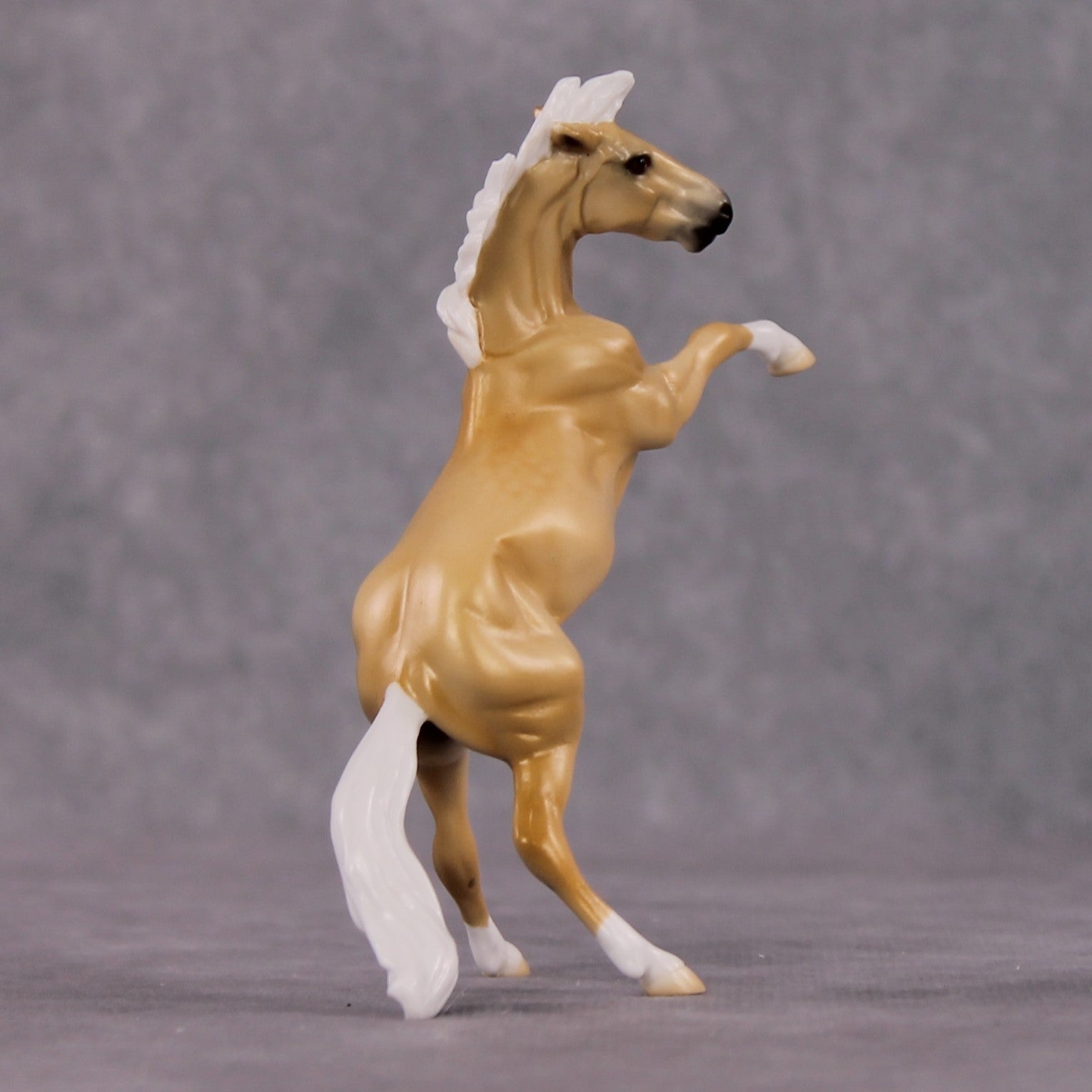 "Anwar" OOAK Dappled Palomino Rearing Chip By Ellen Robbins Shakespeare Sonnet 18 &amp; 130 Chips CL25