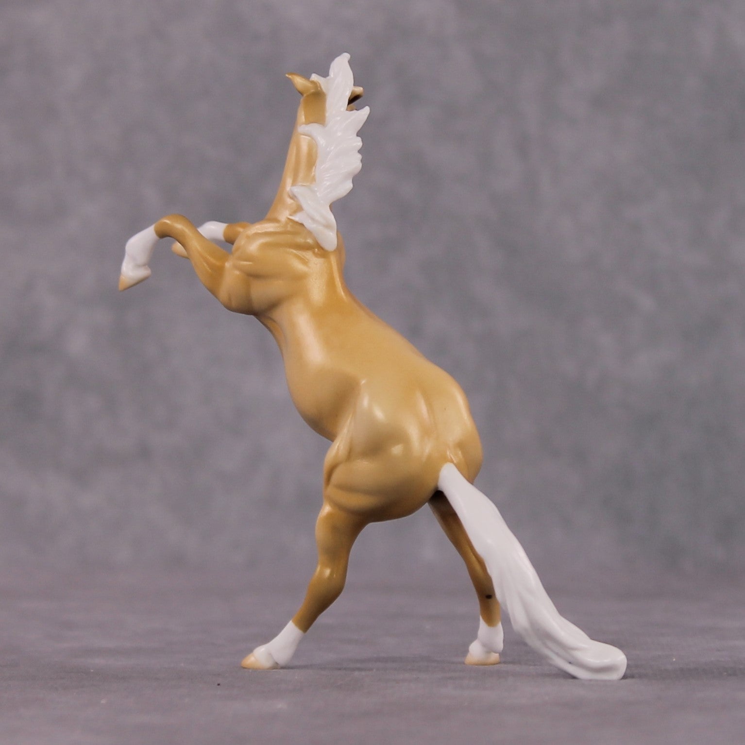 "Anwar" OOAK Dappled Palomino Rearing Chip By Ellen Robbins Shakespeare Sonnet 18 &amp; 130 Chips CL25