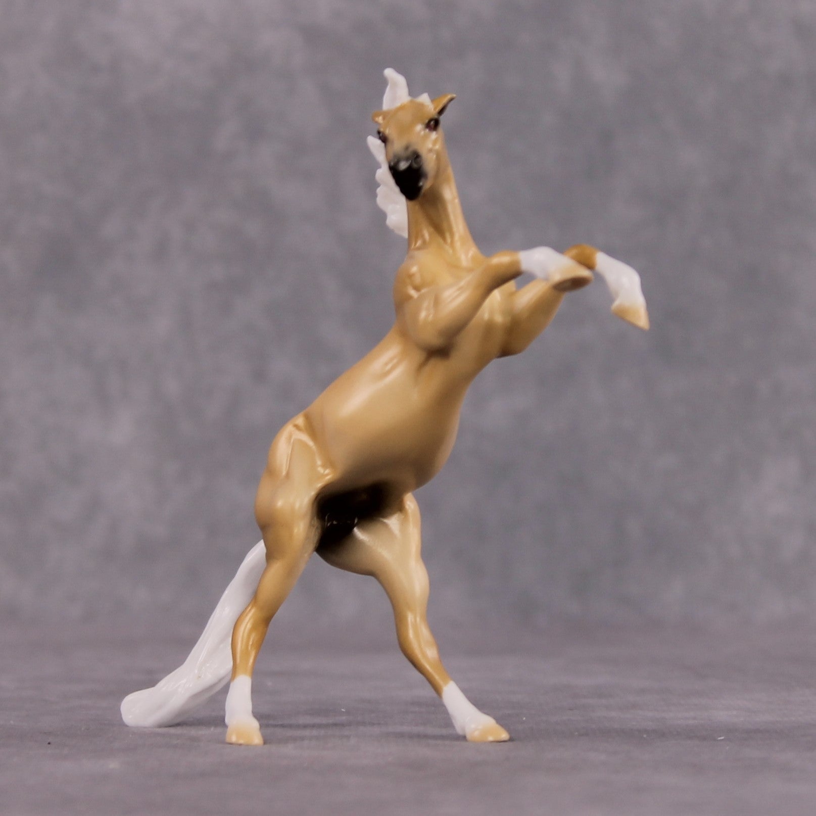 "Anwar" OOAK Dappled Palomino Rearing Chip By Ellen Robbins Shakespeare Sonnet 18 &amp; 130 Chips CL25