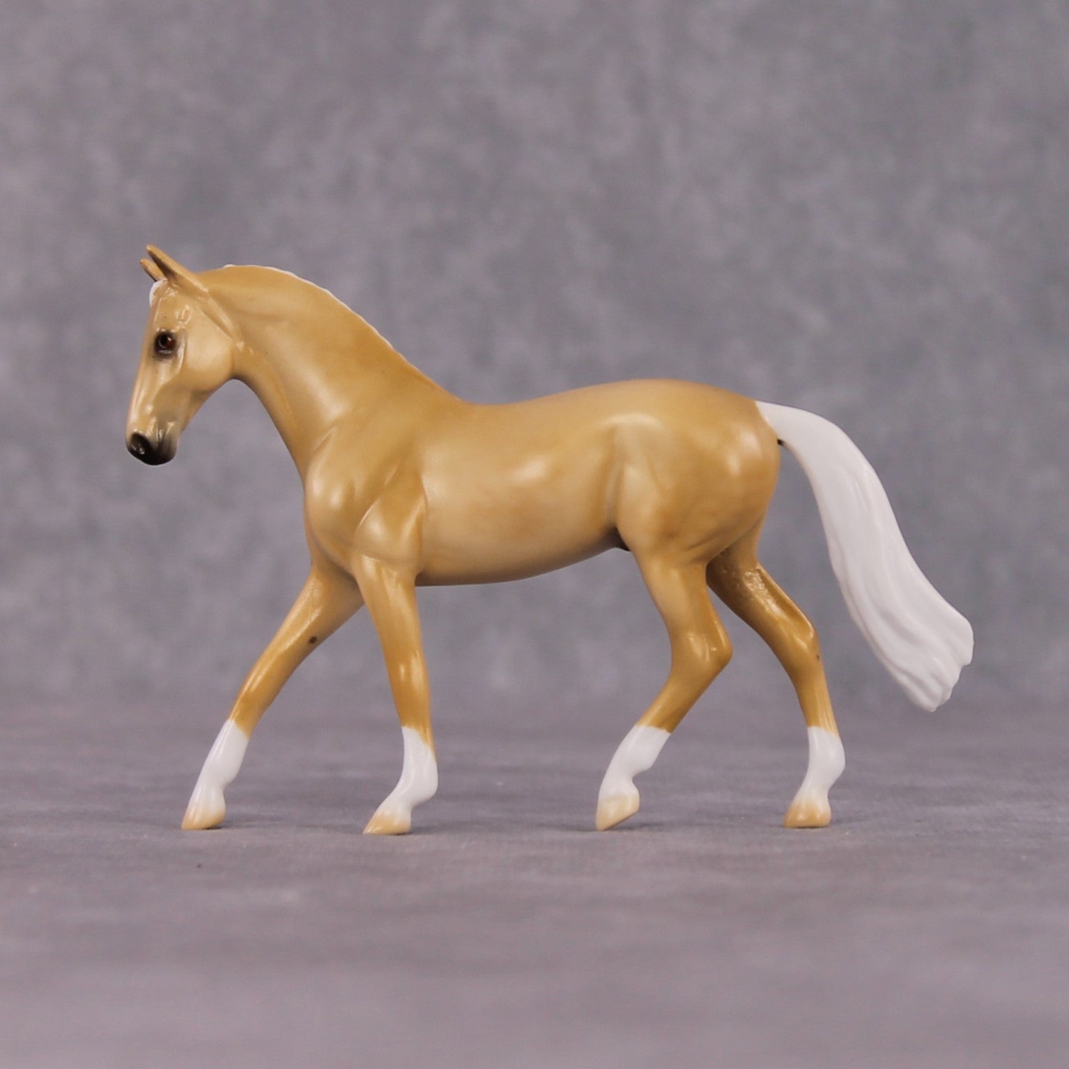 &quot;Apricity&quot; OOAK Dappled Palomino Warmblood Chip By Ellen Robbins Shakespeare Sonnet 18 &amp; 130 Chips CL25