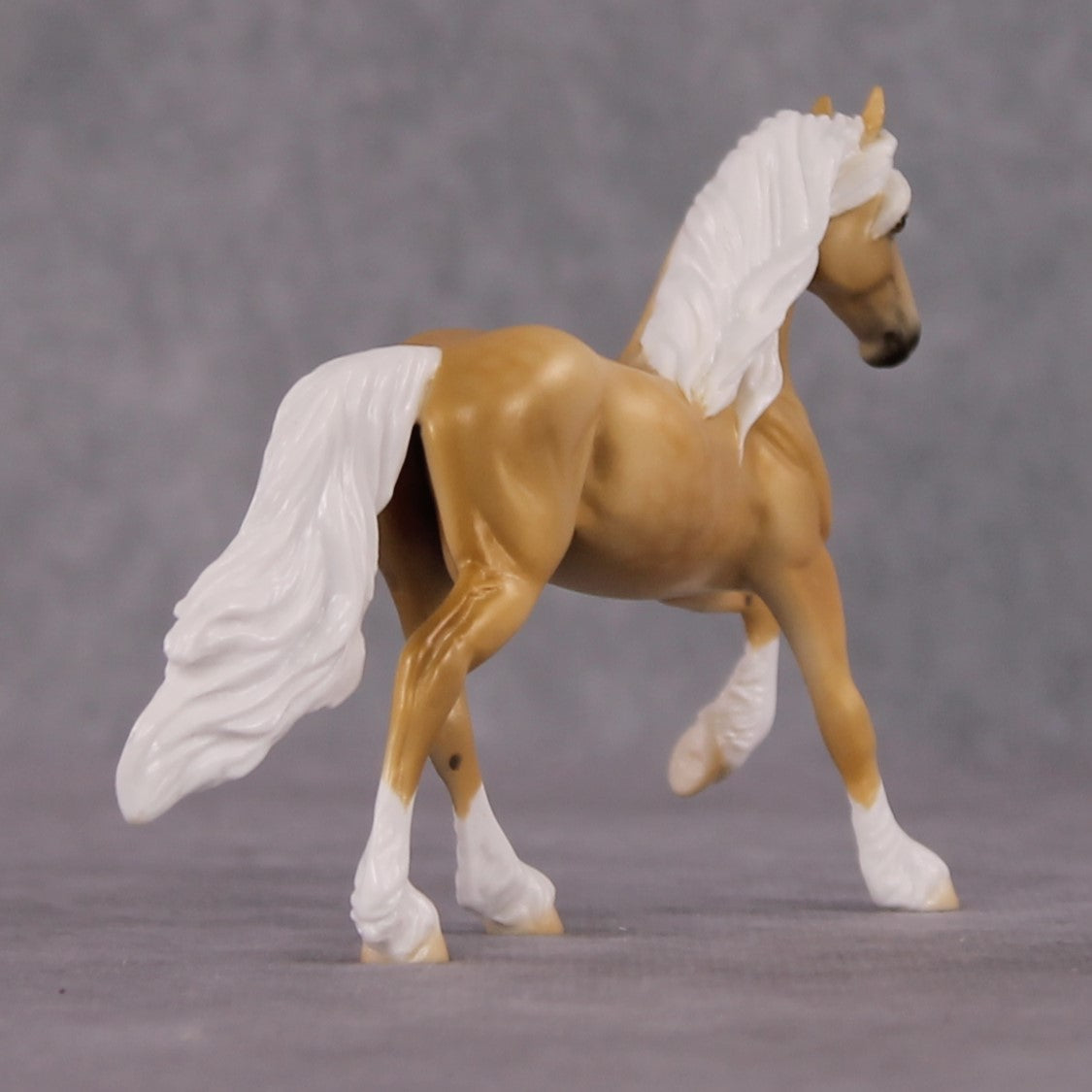 "Ciara" OOAK Dappled Palomino Friesian Chip By Ellen Robbins Shakespeare Sonnet 18 &amp; 130 Chips CL25