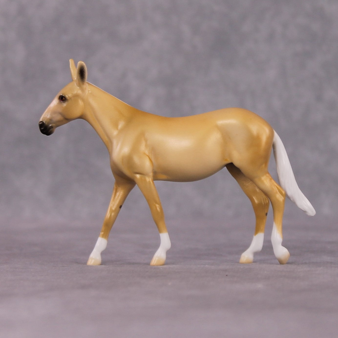 "Leora" OOAK Dappled Palomino Mule Chip By Ellen Robbins Shakespeare Sonnet 18 &amp; 130 Chips CL25
