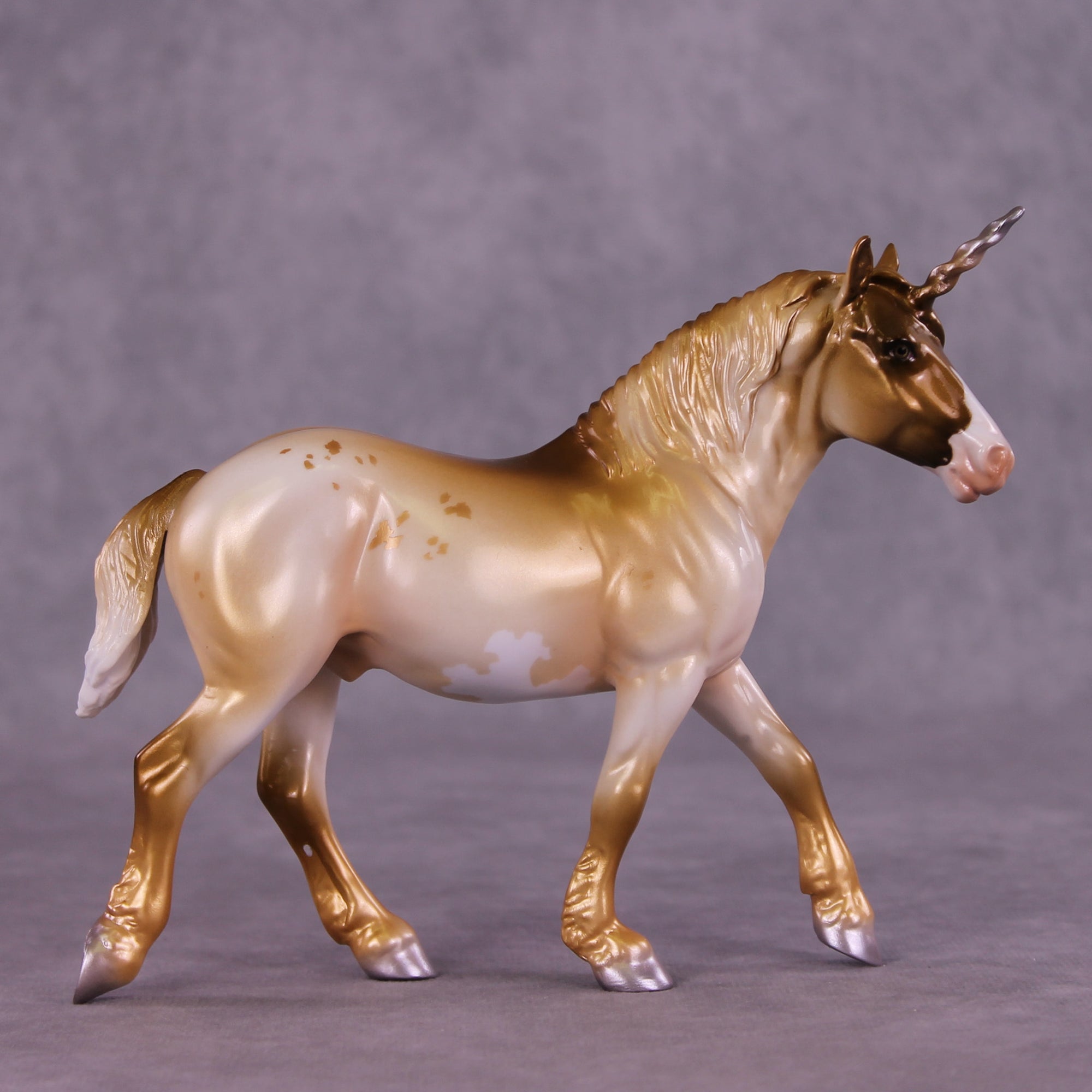 "Lanakila Three" LE-7 Pebbles Drafter Unicorn by Jess Hamill LHS25 Prize Model Run