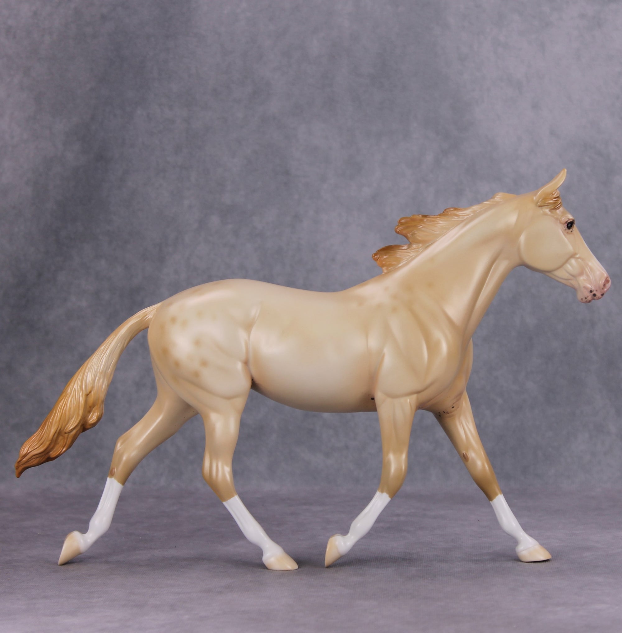 Glowing Ghost OOAK Reverse Dapple Champagne Palouse By Ellen Robbins MM24