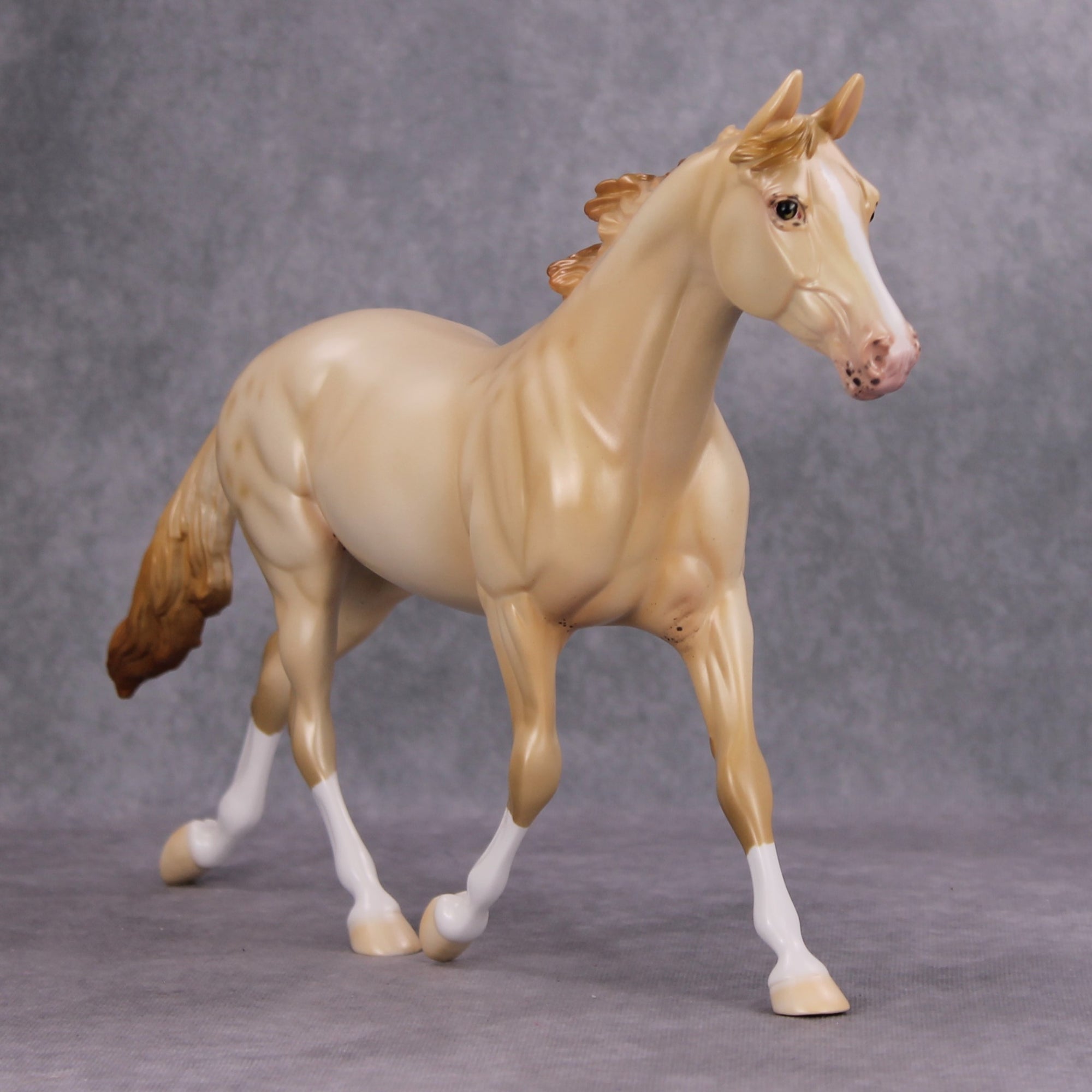 Glowing Ghost OOAK Reverse Dapple Champagne Palouse By Ellen Robbins MM24