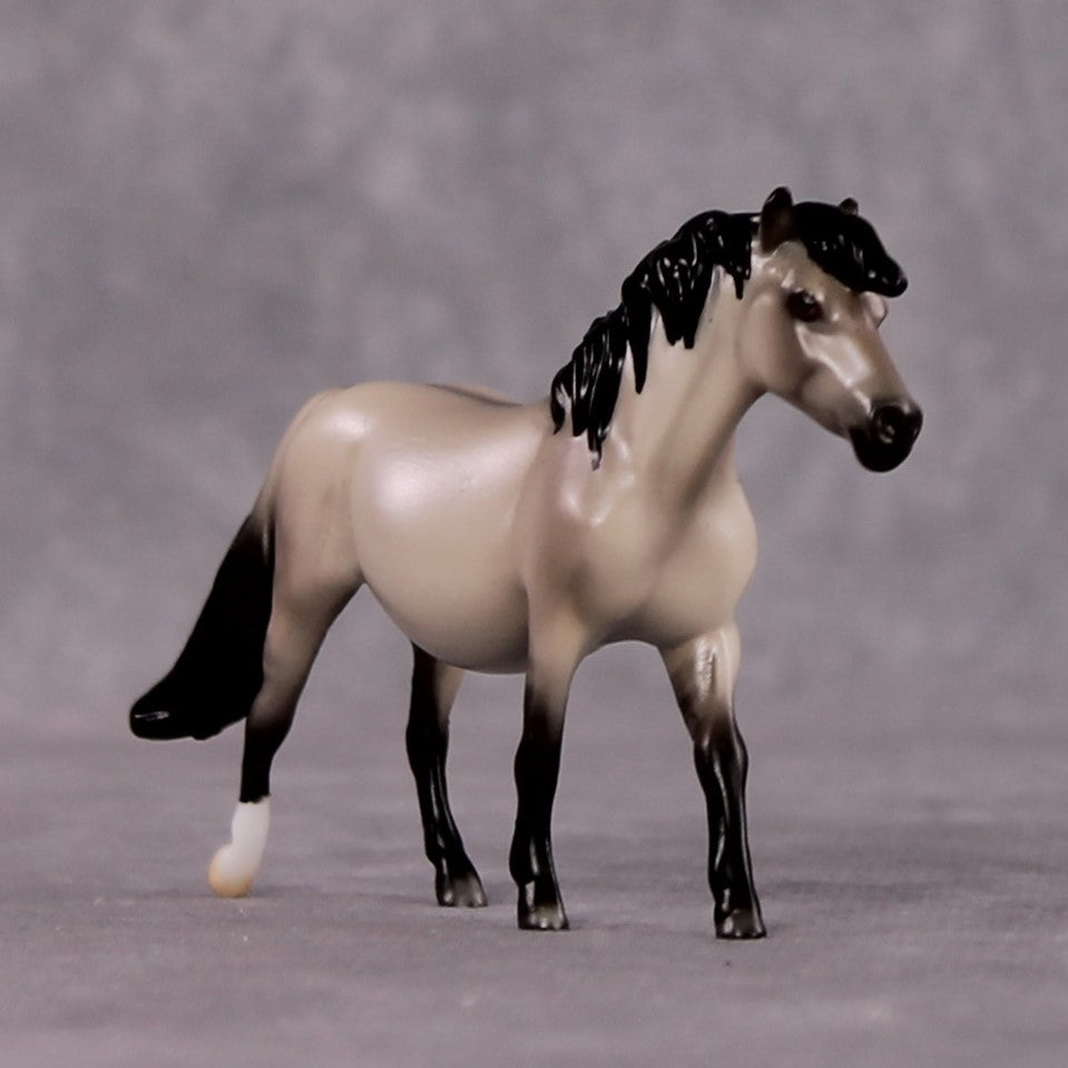 "Caesura" OOAK Dappled Grulla Pony Chip By Ellen Robbins Shakespeare Sonnet 18 & 130 Chips CL25