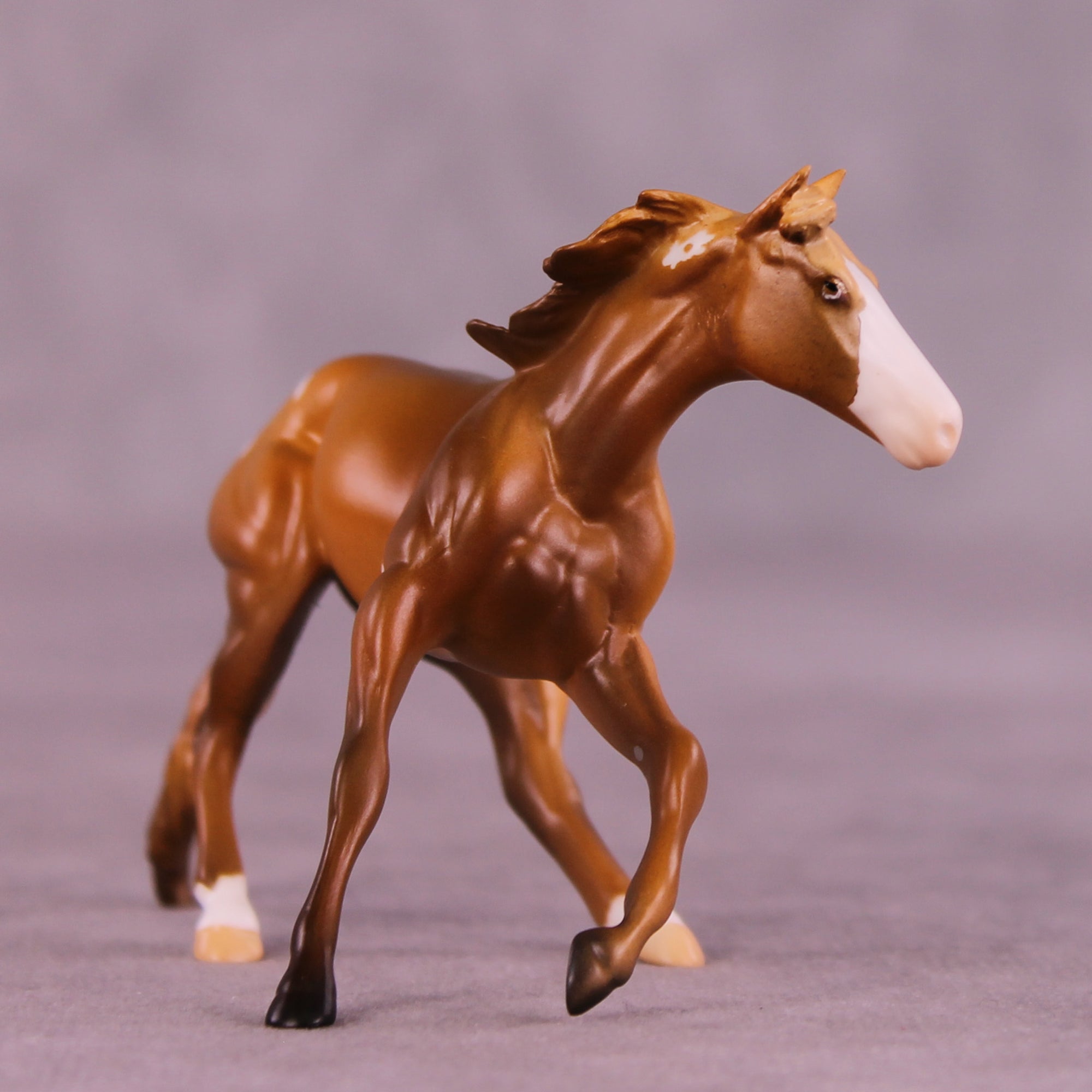 Light Roast LE-5 Chip Cutting Horse by Anna Rieck October $99 Chips