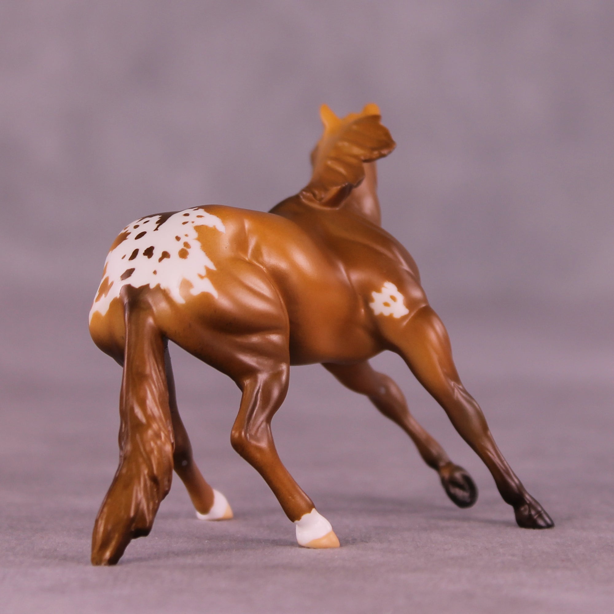 Light Roast LE-5 Chip Cutting Horse by Anna Rieck October $99 Chips
