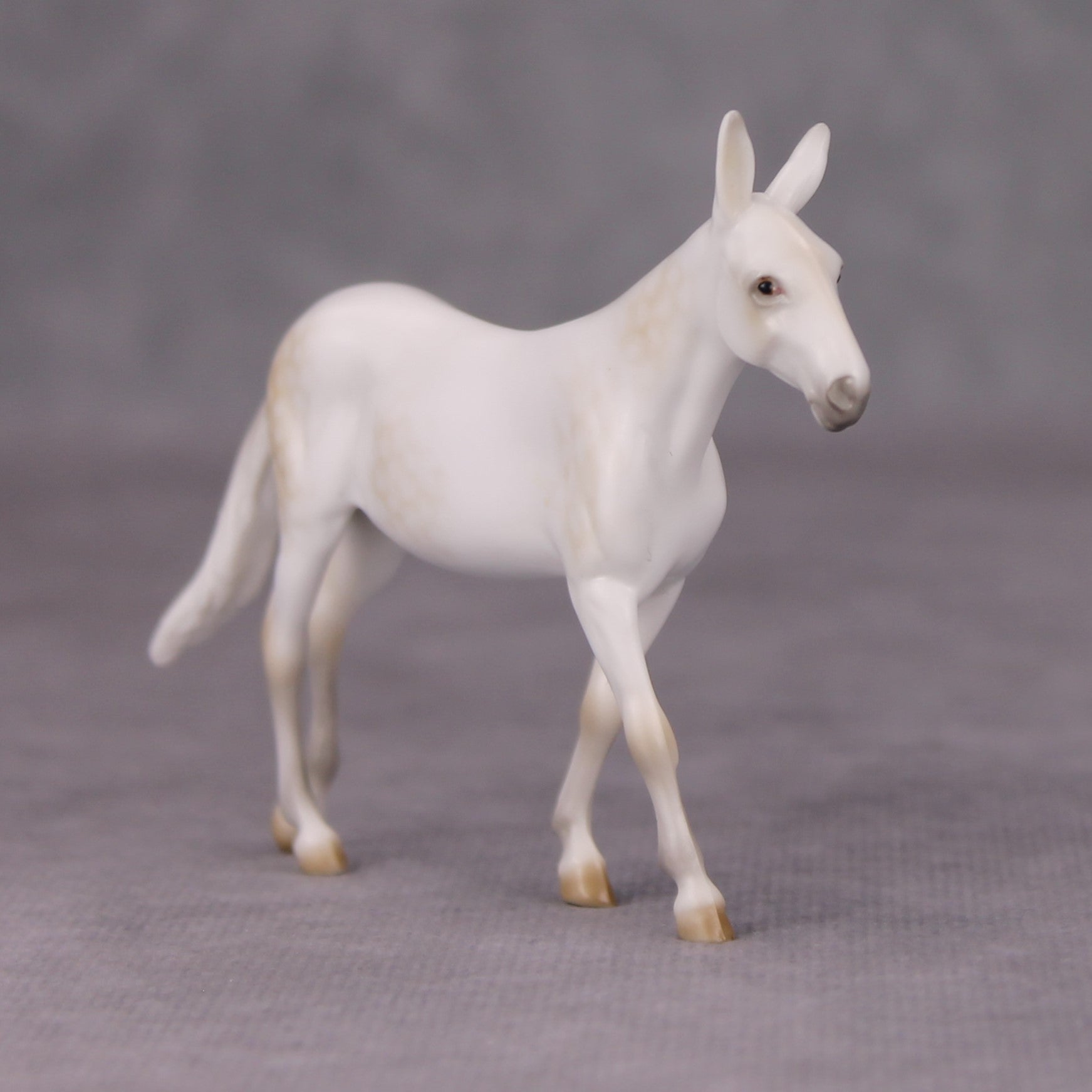 Harvest Moon OOAK Dappled Buckskin Going Grey Mule Chip By Ellen Robbins MM24