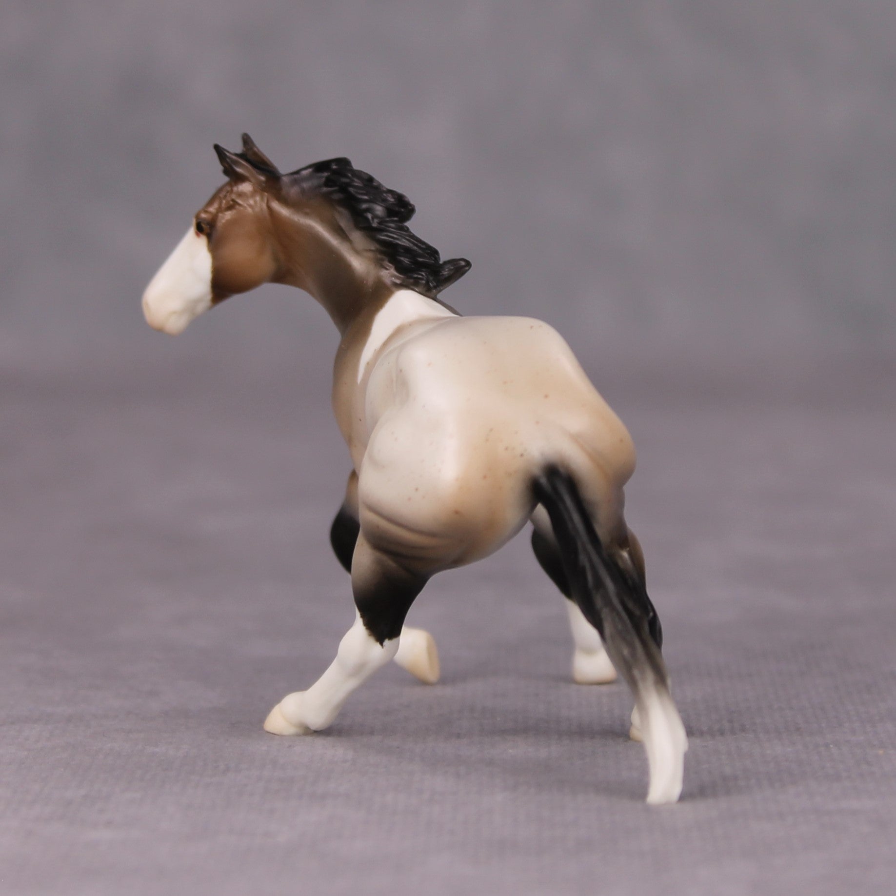Dance to Forget OOAK Bay Roan Tobiano Cutter Chip By Ellen Robbins MM24
