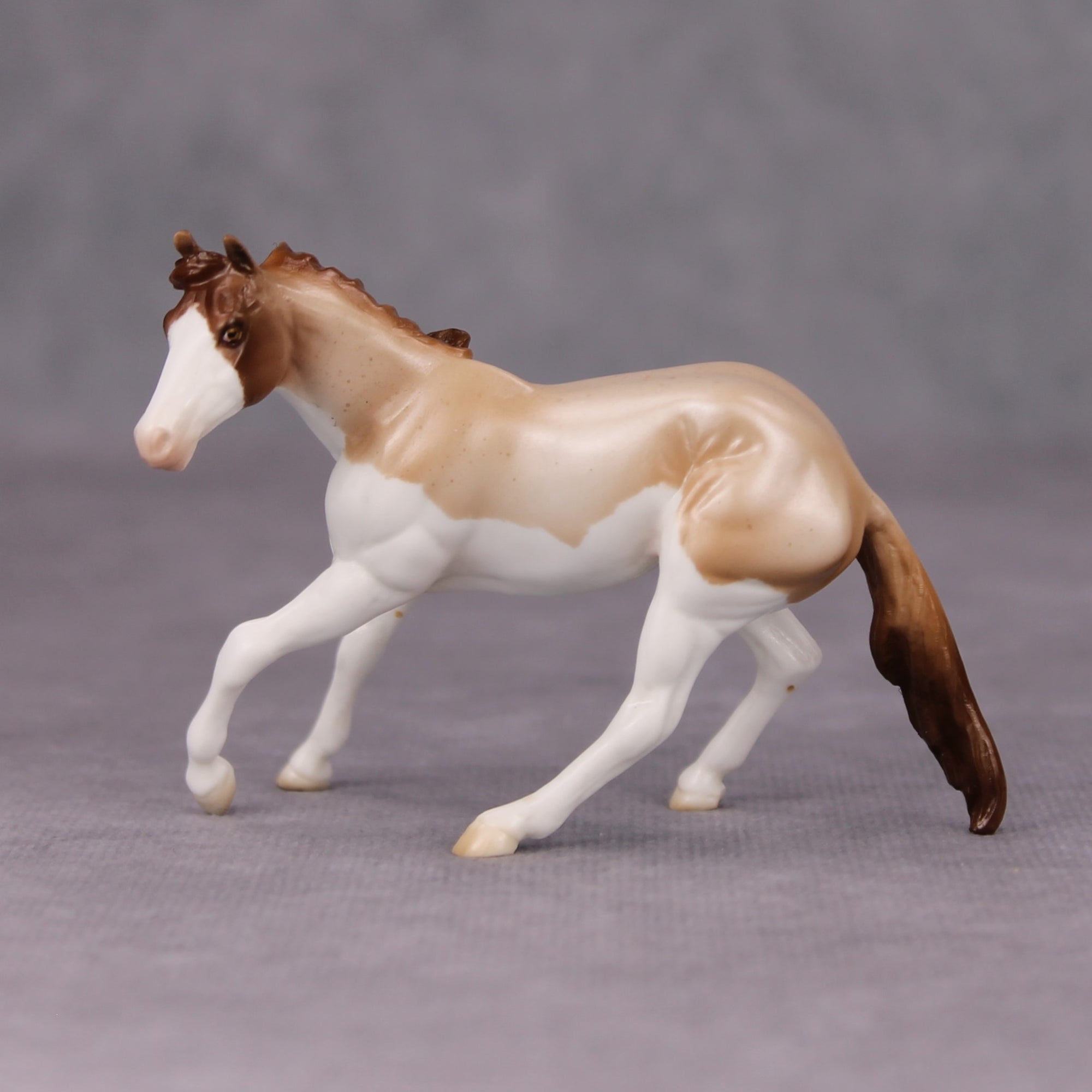 Pink Champagne On Ice OOAK Red Roan Cutter Chip By Ellen Robbins MM24