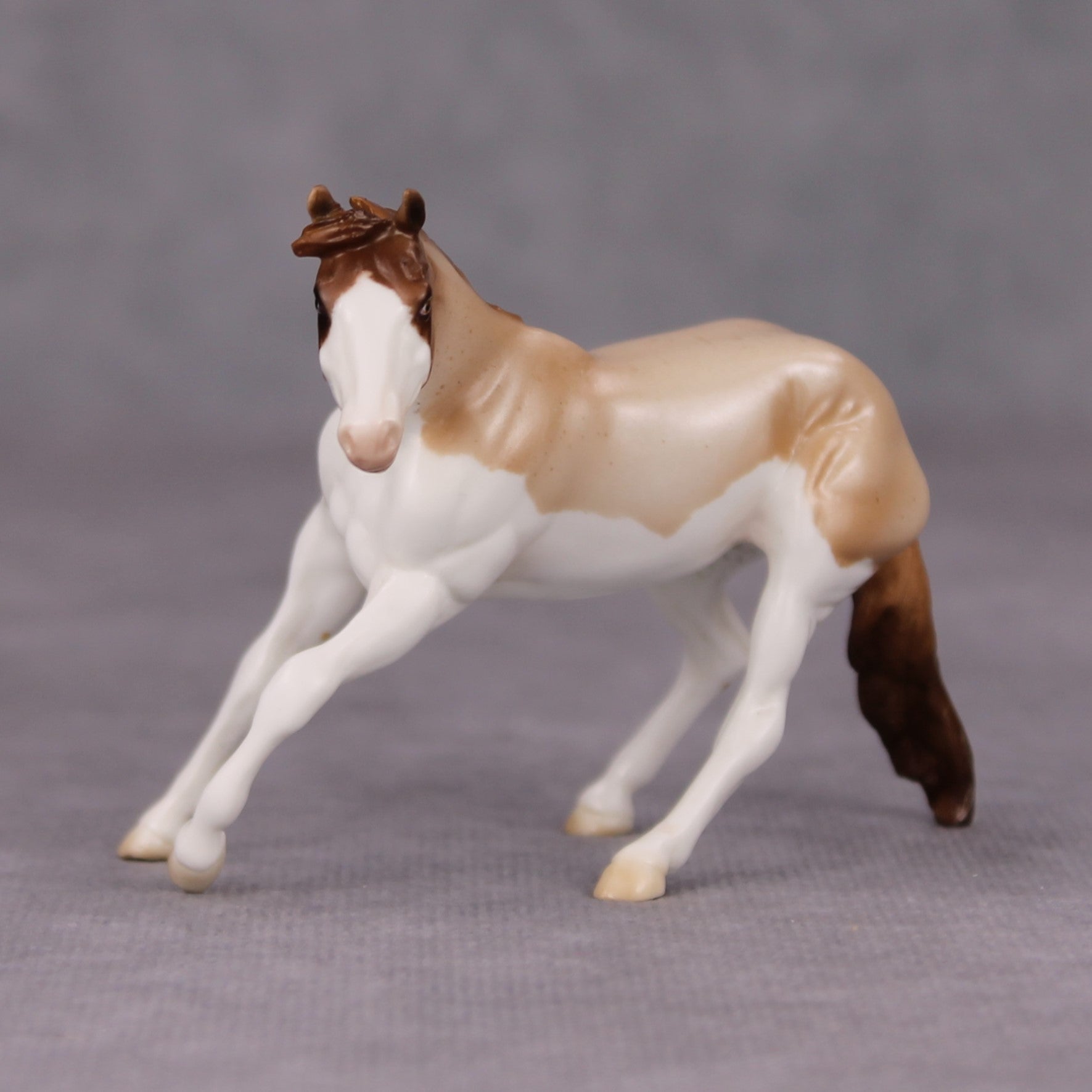 Pink Champagne On Ice OOAK Red Roan Cutter Chip By Ellen Robbins MM24