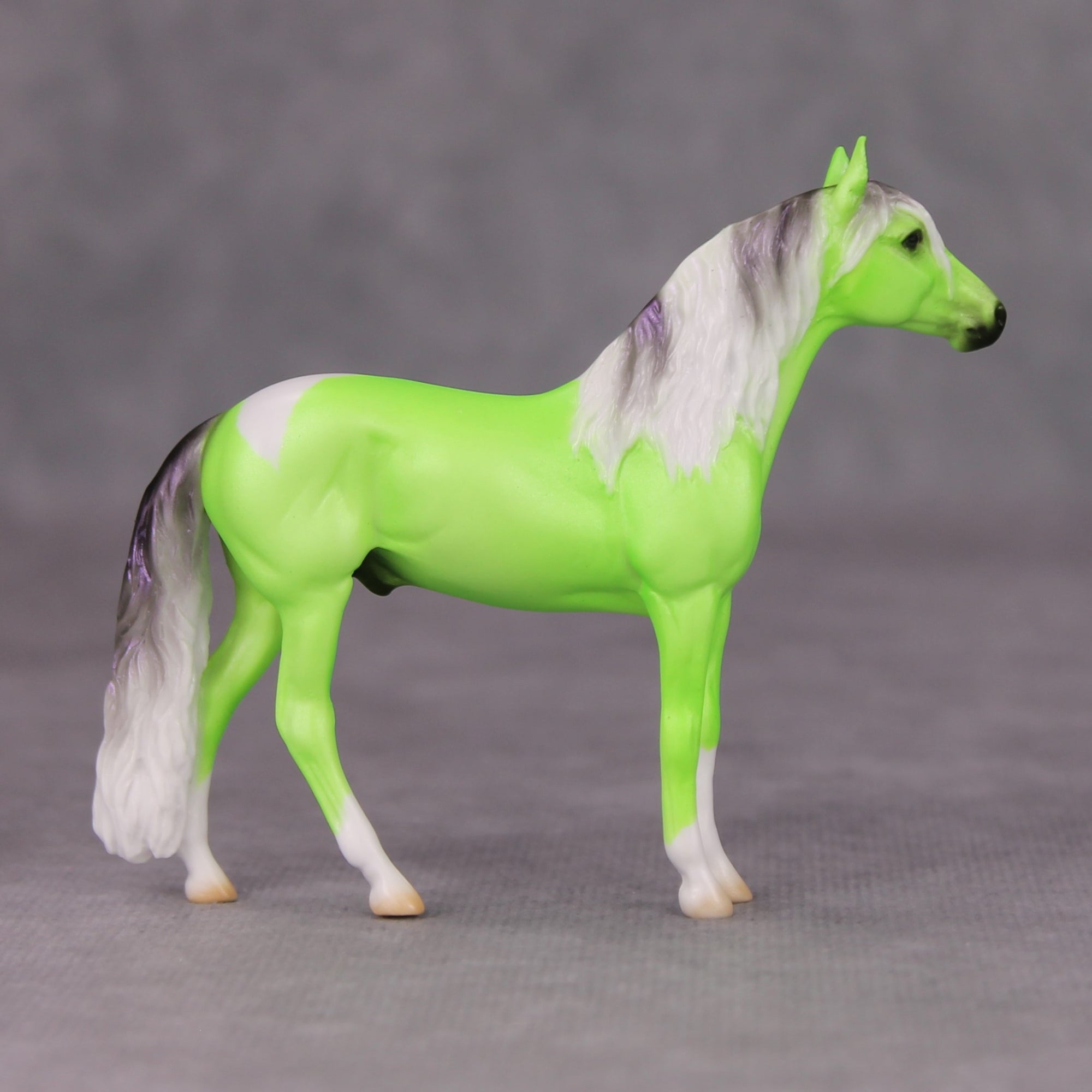 Phineegan OOAK Lime Green Deco Andalusian Chip By Ellen Robbins MM24