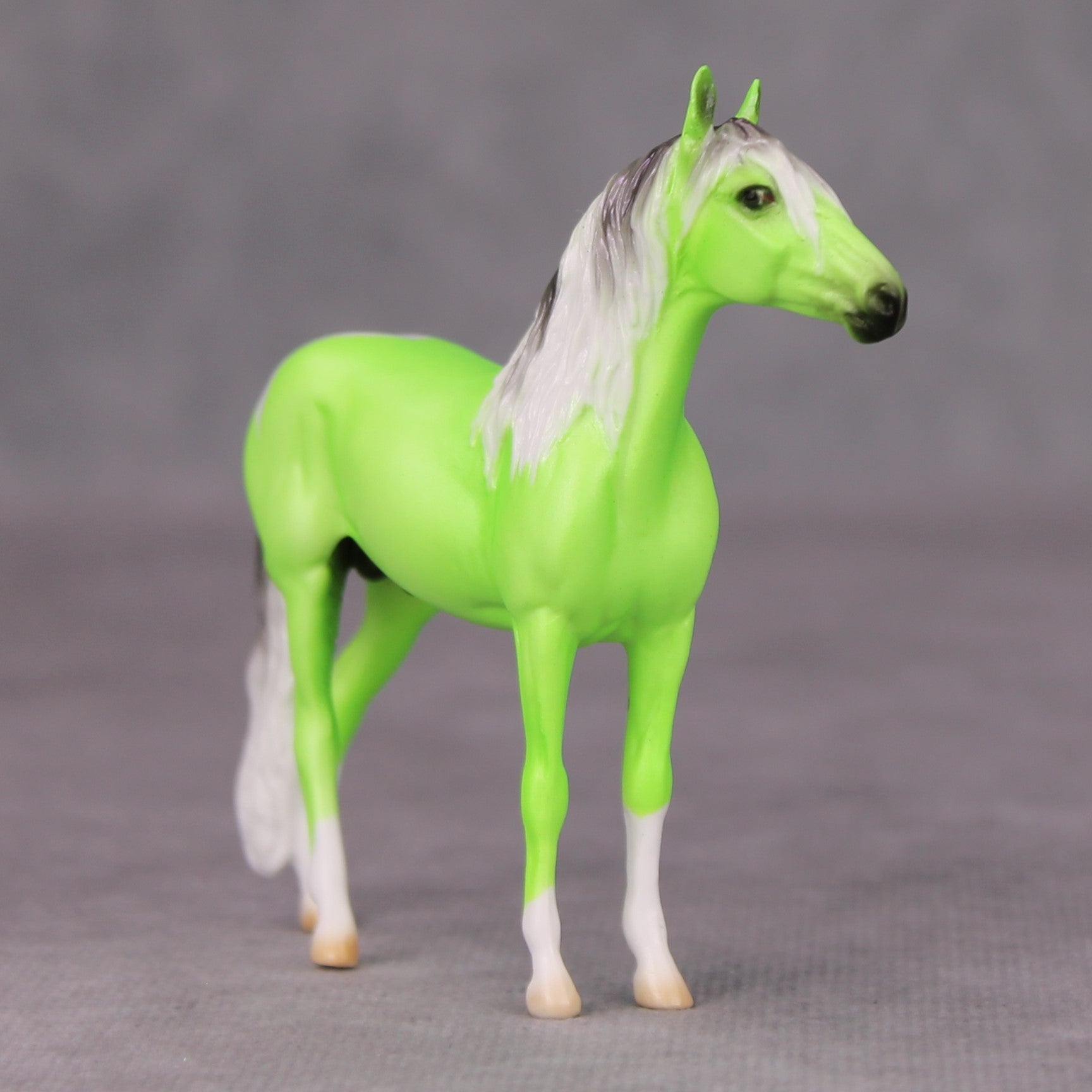 Phineegan OOAK Lime Green Deco Andalusian Chip By Ellen Robbins MM24