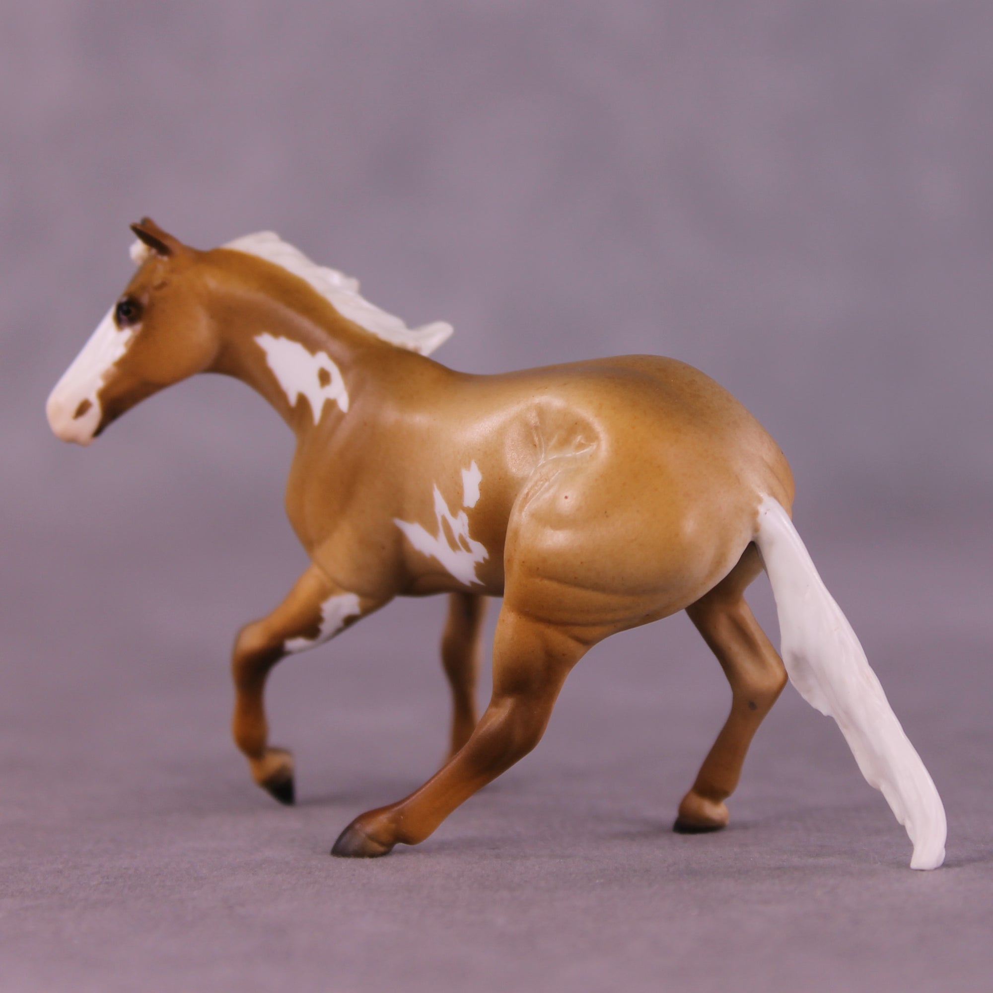 Clackamas OOAK Chip Cutting Horse by Julie Keim Special Chip Drop