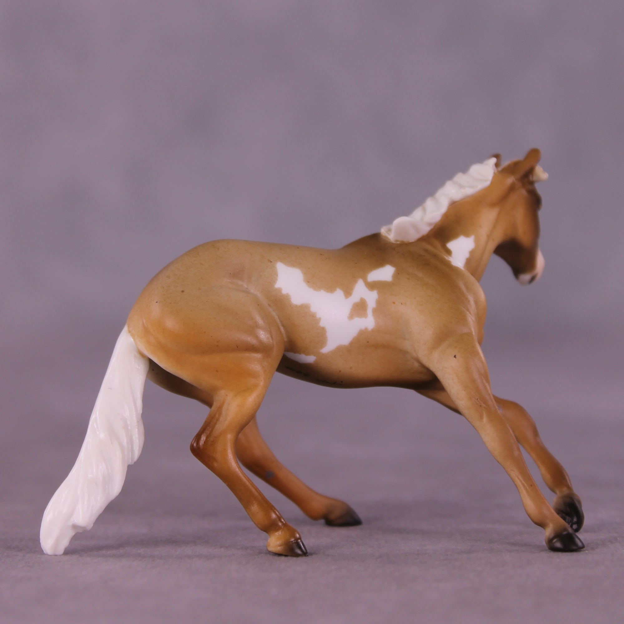 Clackamas OOAK Chip Cutting Horse by Julie Keim Special Chip Drop