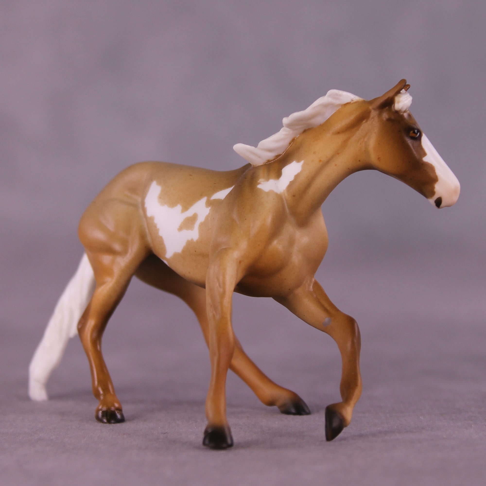 Clackamas OOAK Chip Cutting Horse by Julie Keim Special Chip Drop
