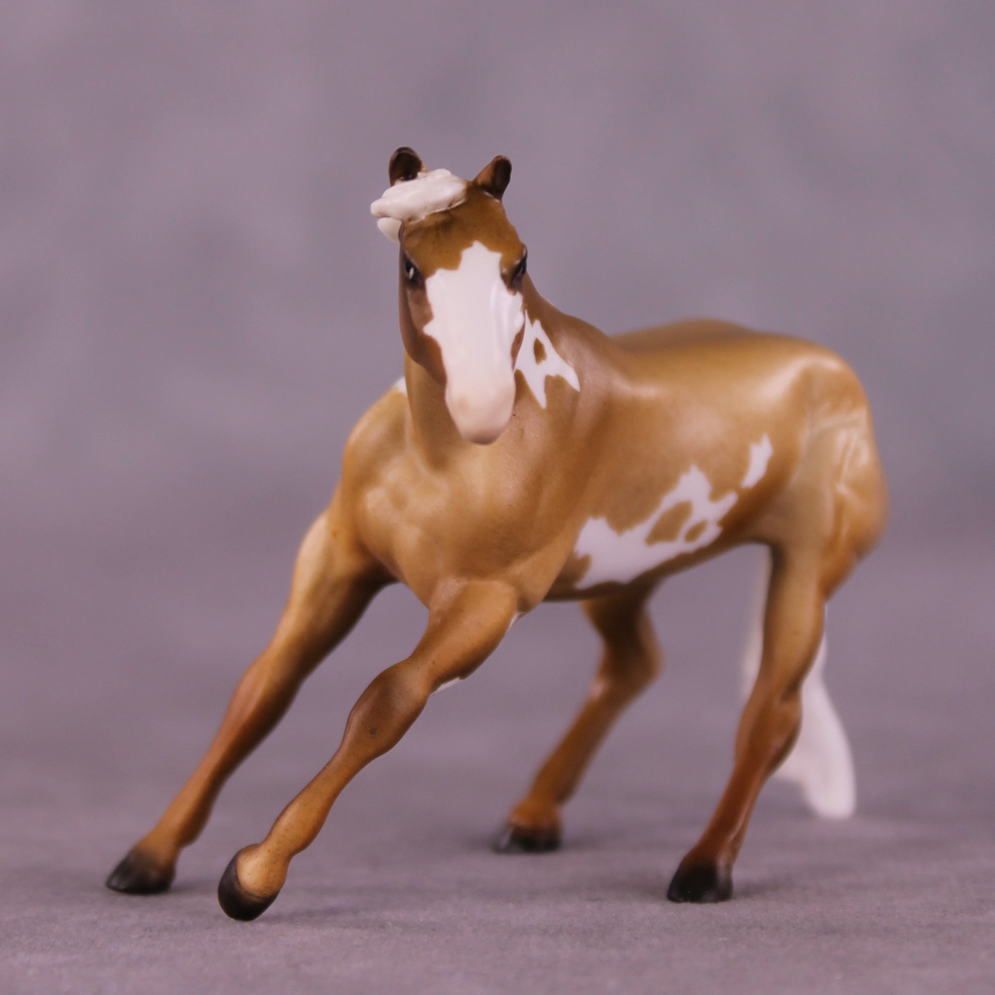 Clackamas OOAK Chip Cutting Horse by Julie Keim Special Chip Drop