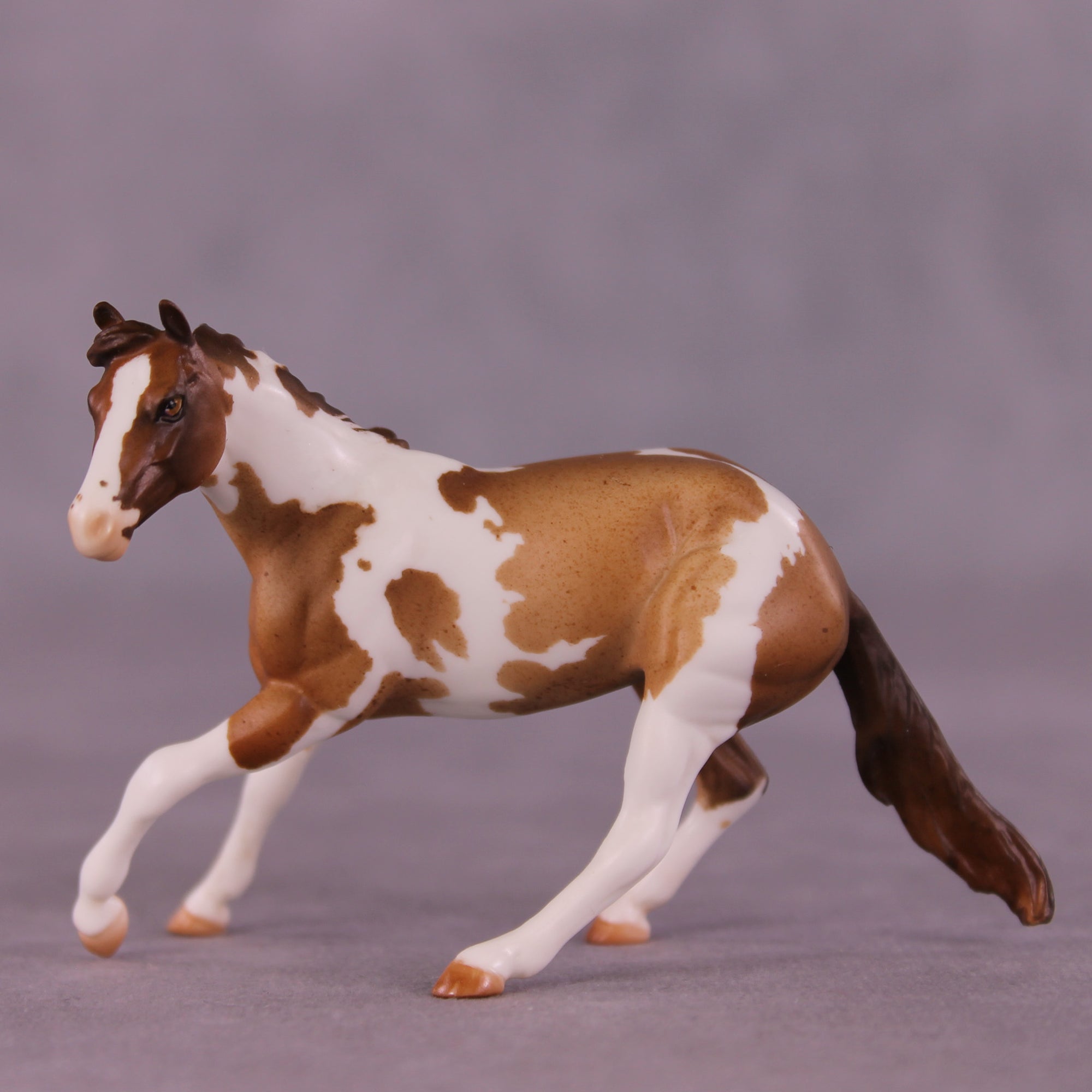Deschutes OOAK Chip Cutting Horse by Julie Keim Special Chip Drop