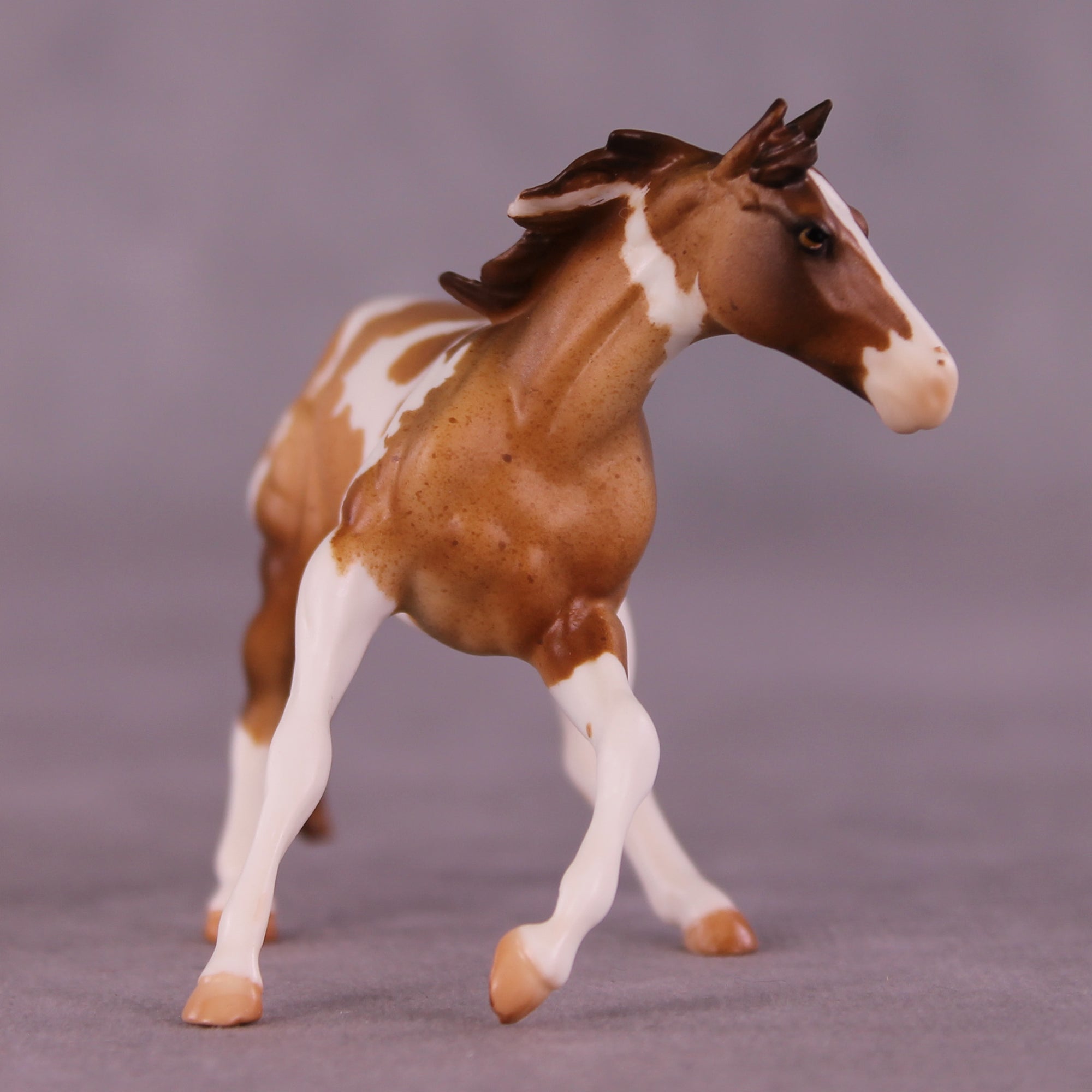 Deschutes OOAK Chip Cutting Horse by Julie Keim Special Chip Drop