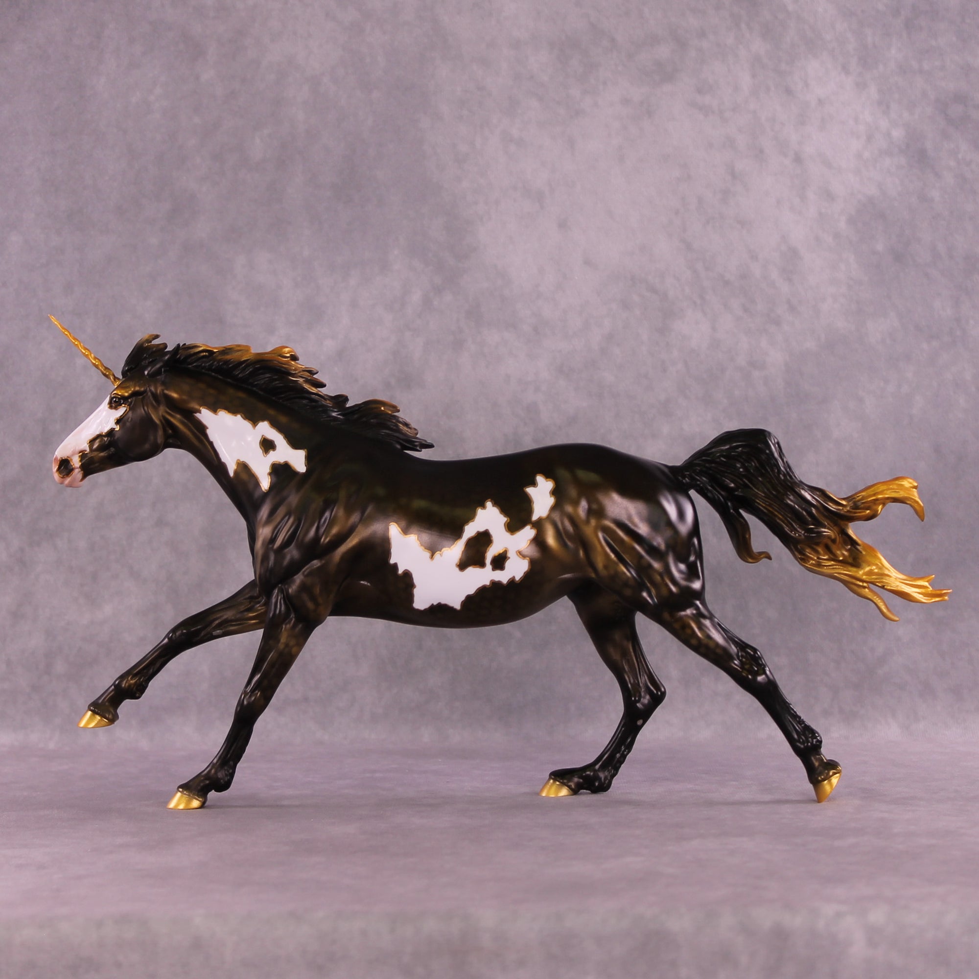 Pre-Order l33t LE-10 FCM Volo by Dawn Quick MM25