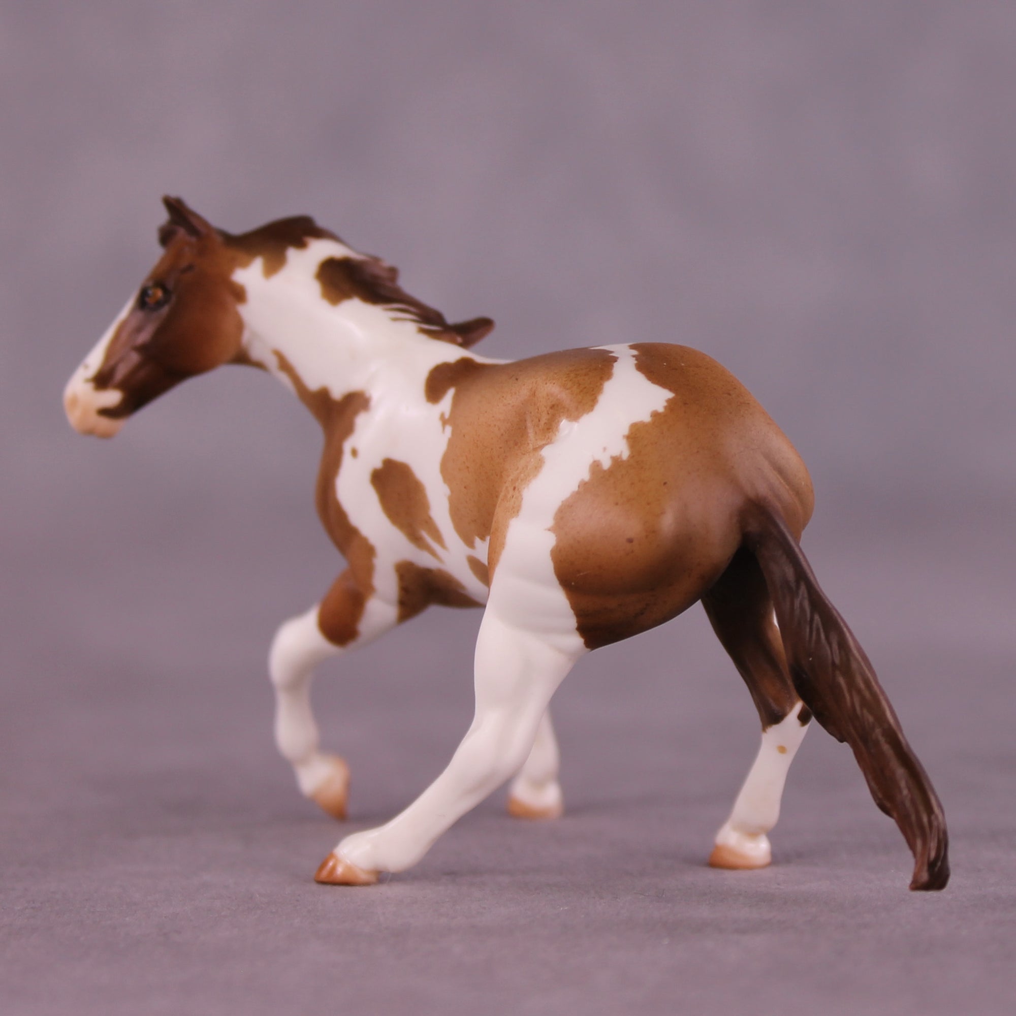 Deschutes OOAK Chip Cutting Horse by Julie Keim Special Chip Drop