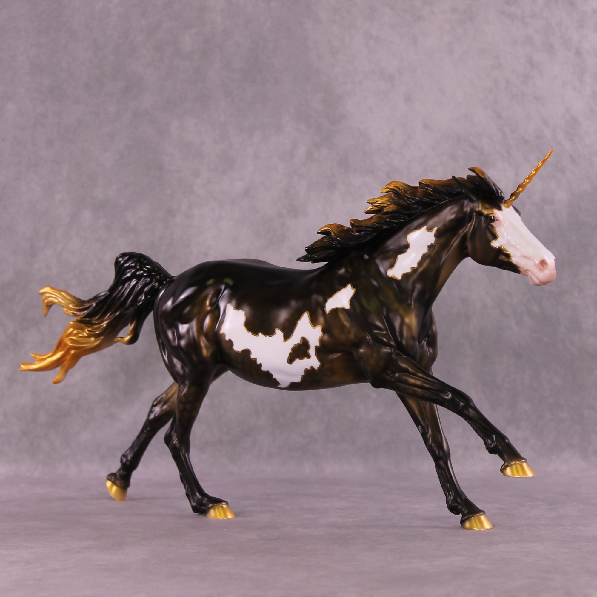 Pre-Order l33t LE-10 FCM Volo by Dawn Quick MM25