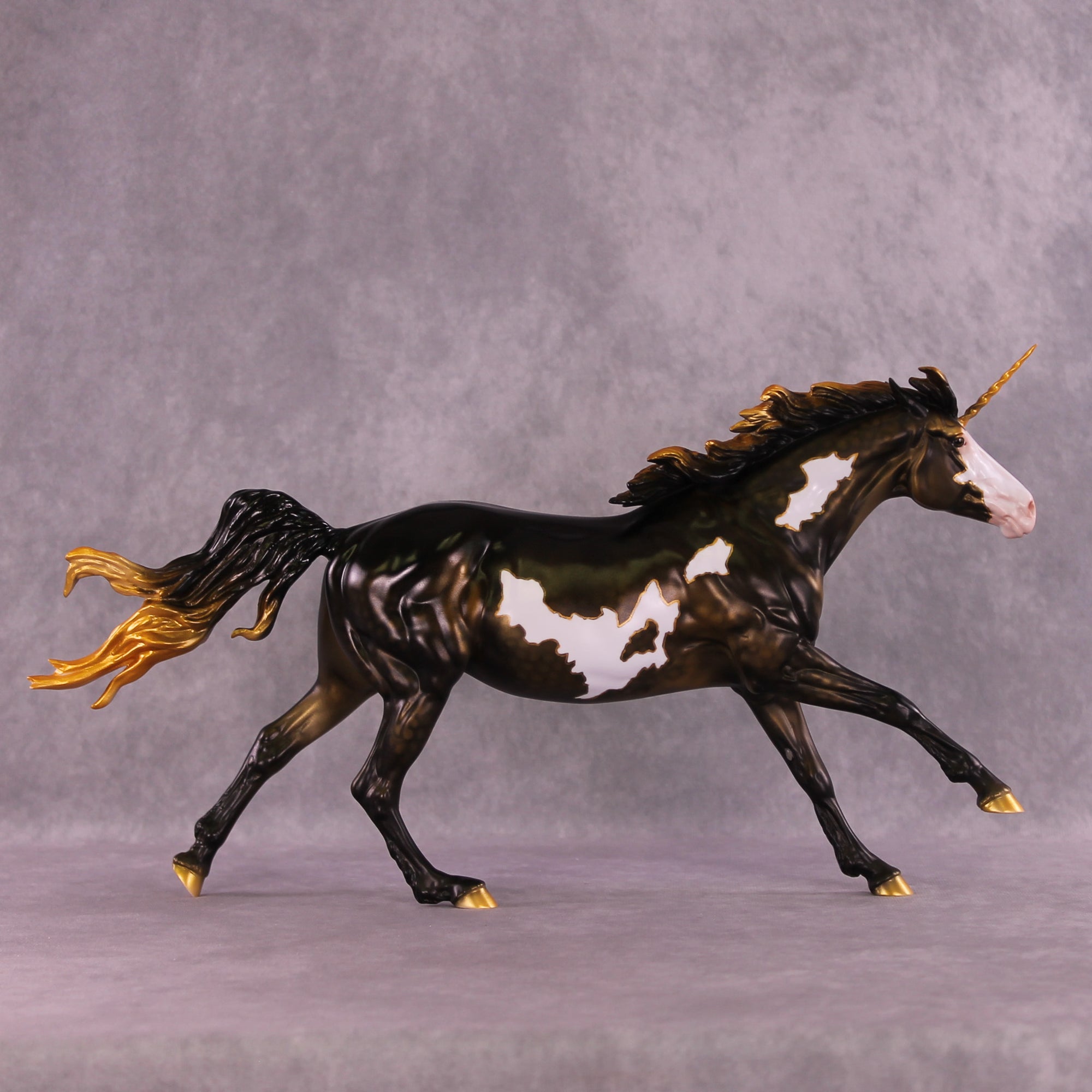 Pre-Order l33t LE-10 FCM Volo by Dawn Quick MM25