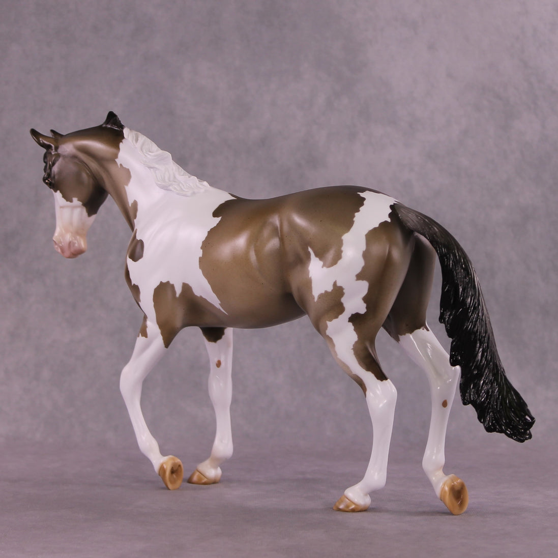 "Graphite" OOAK Thoroughbred by Julie Keim EQ25