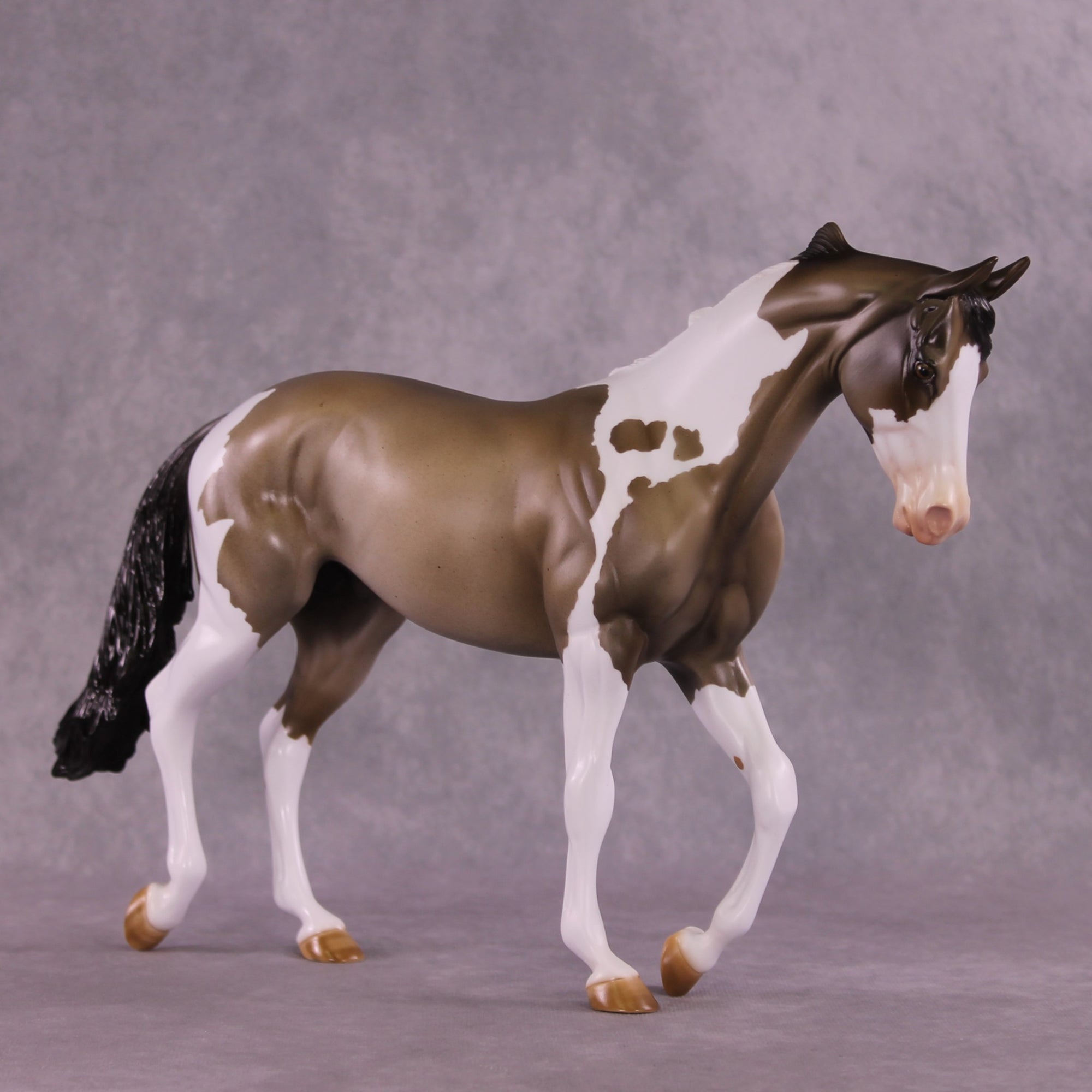 "Graphite" OOAK Thoroughbred by Julie Keim EQ25