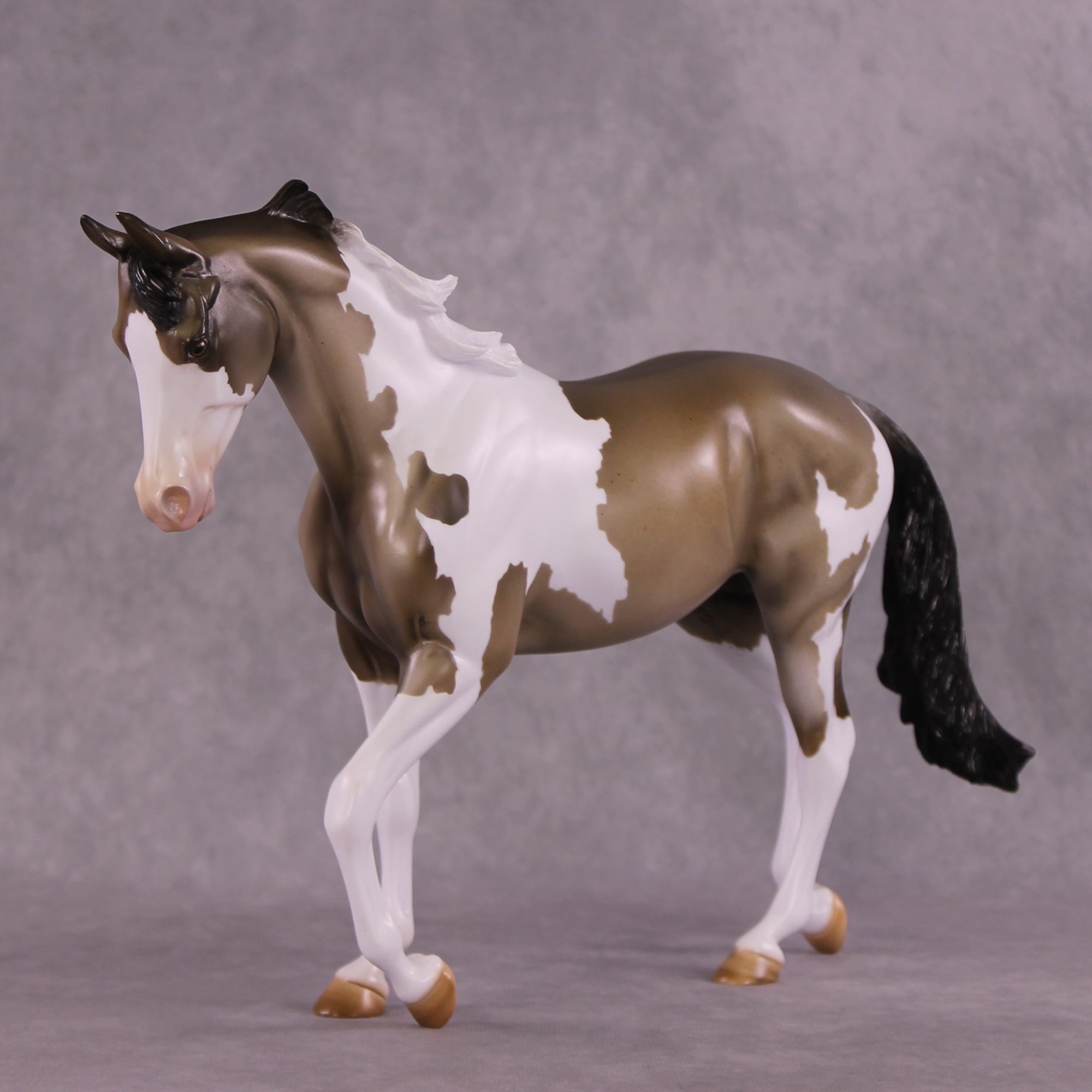 "Graphite" OOAK Thoroughbred by Julie Keim EQ25