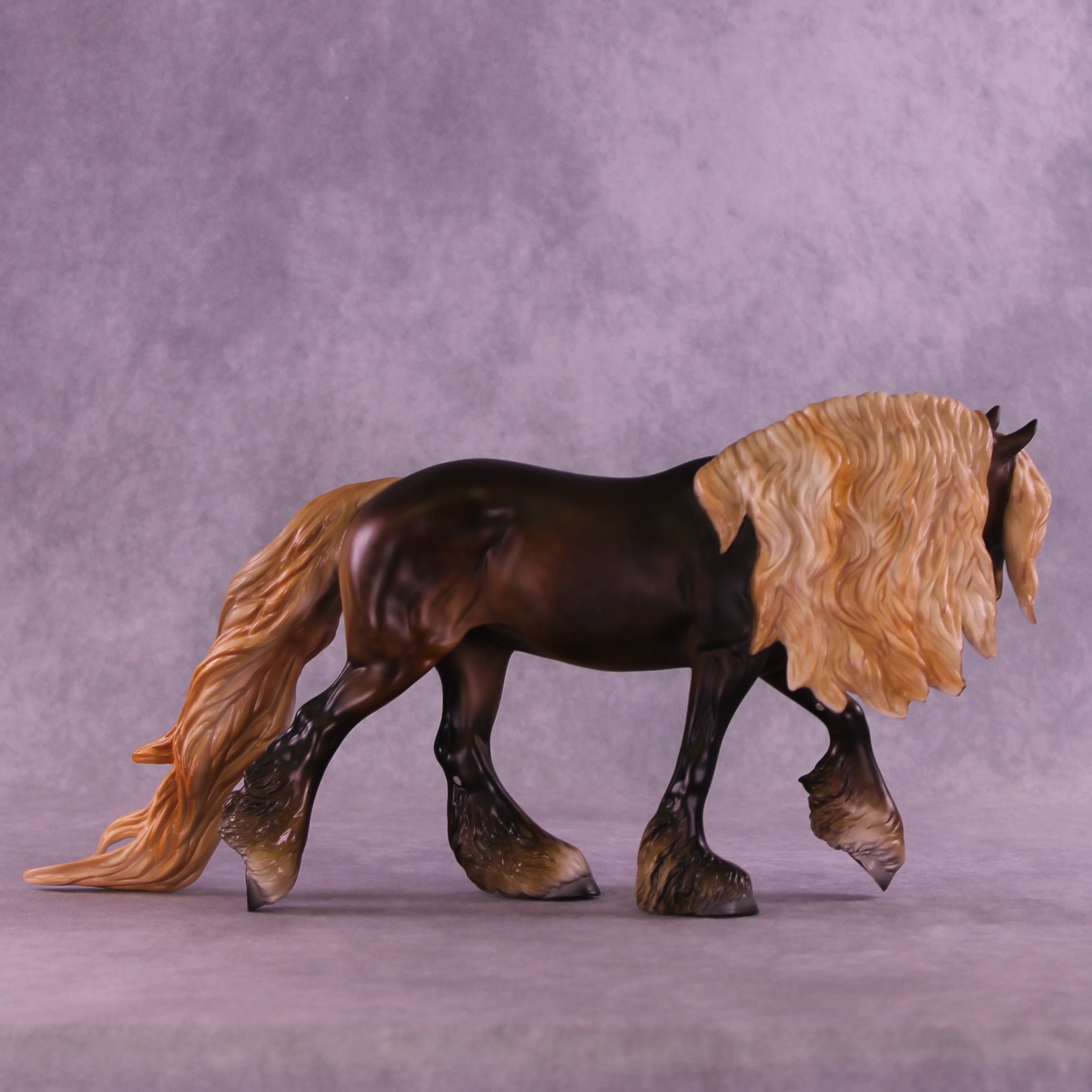 February Special Design-A-Horse Irish Cob SDAH26