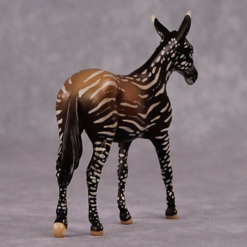 "Rainforest" LE-3 Malayan Tapir (Juvenile) Inspired Deco Mule Chip By Jess Hamill - 2025 The Menagerie Series MS25