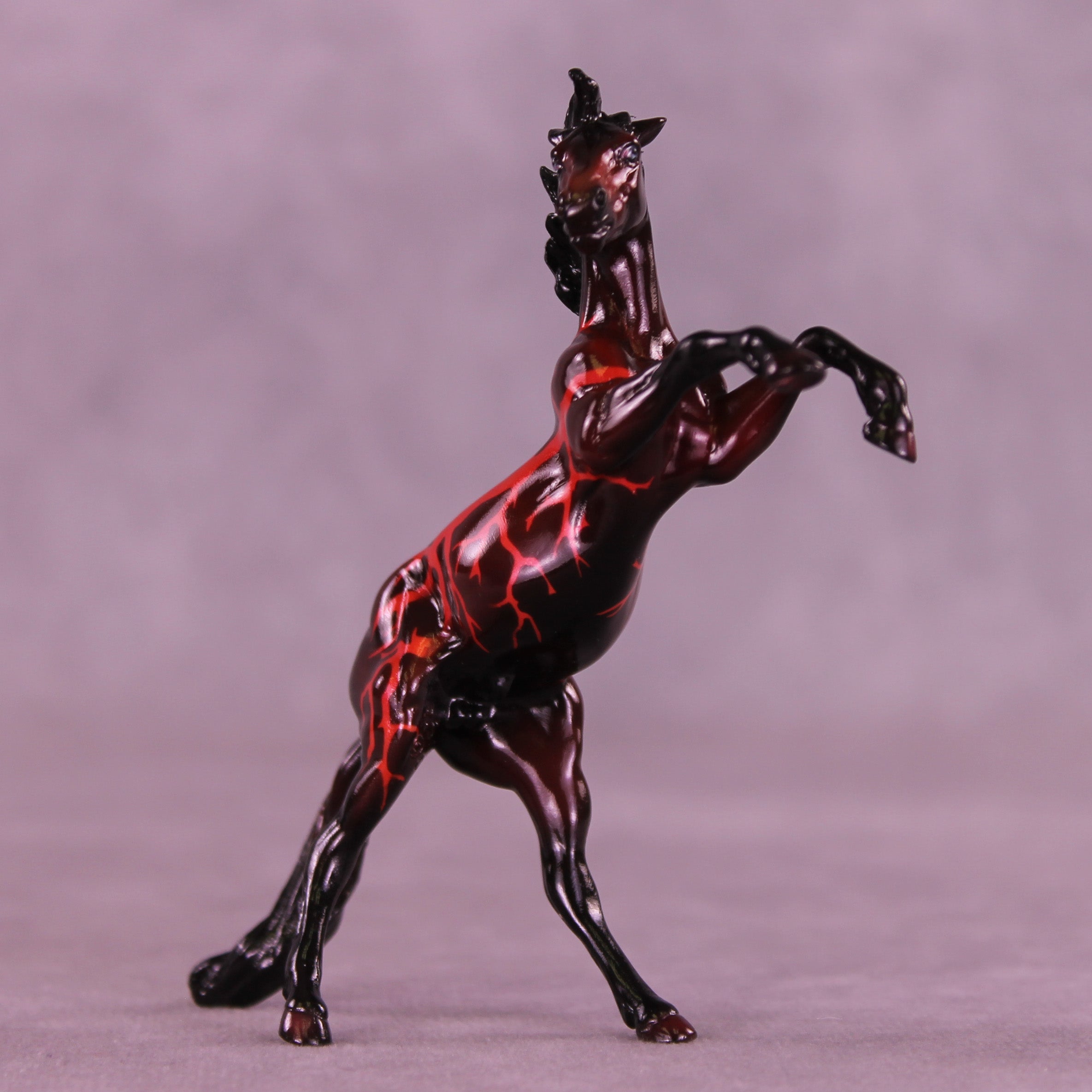 Glossy Telltale LE-10 Chip Mustang by Ellen Robbins YP26