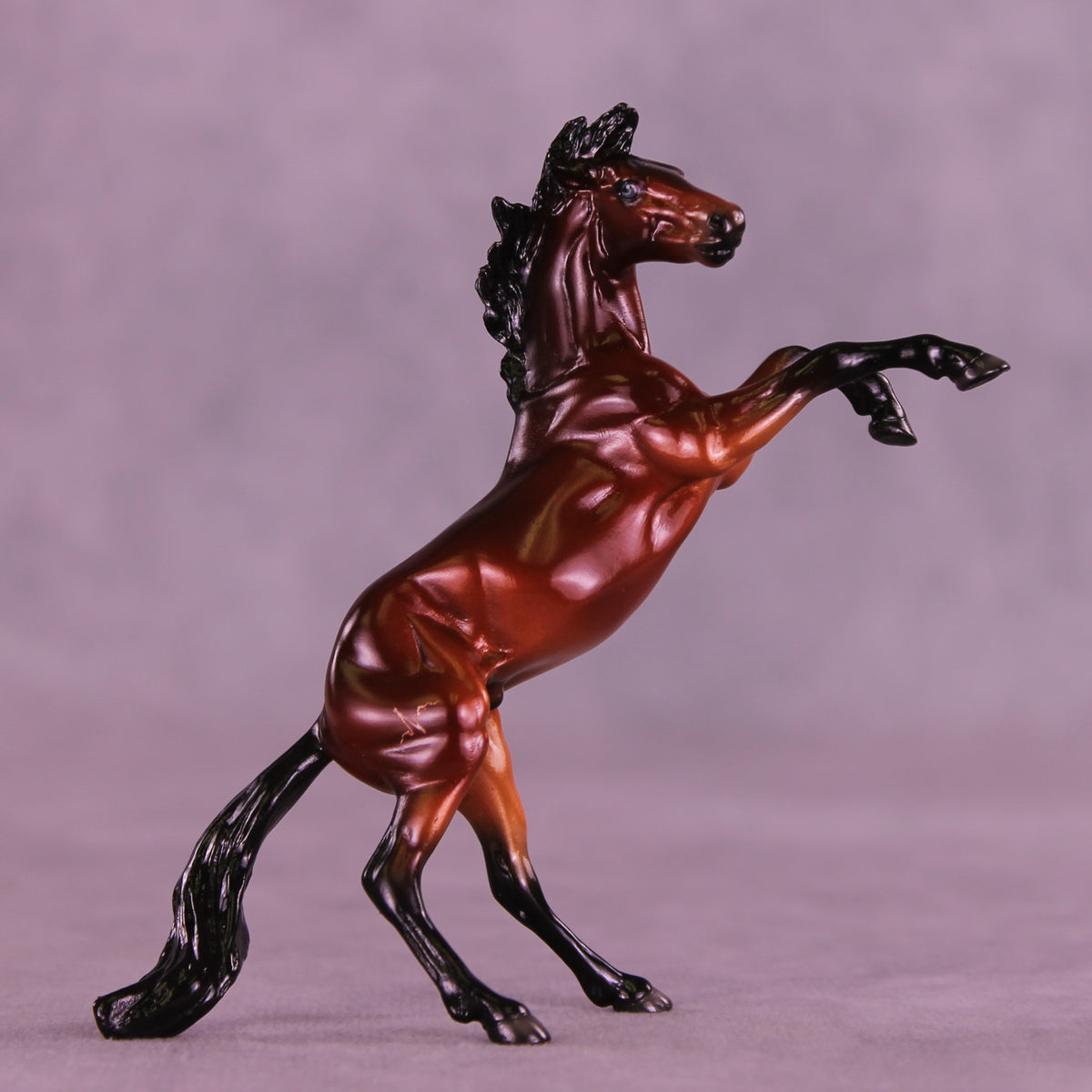 Glossy Dreadful LE-10 Chip Mustang by Ellen Robbins YP26