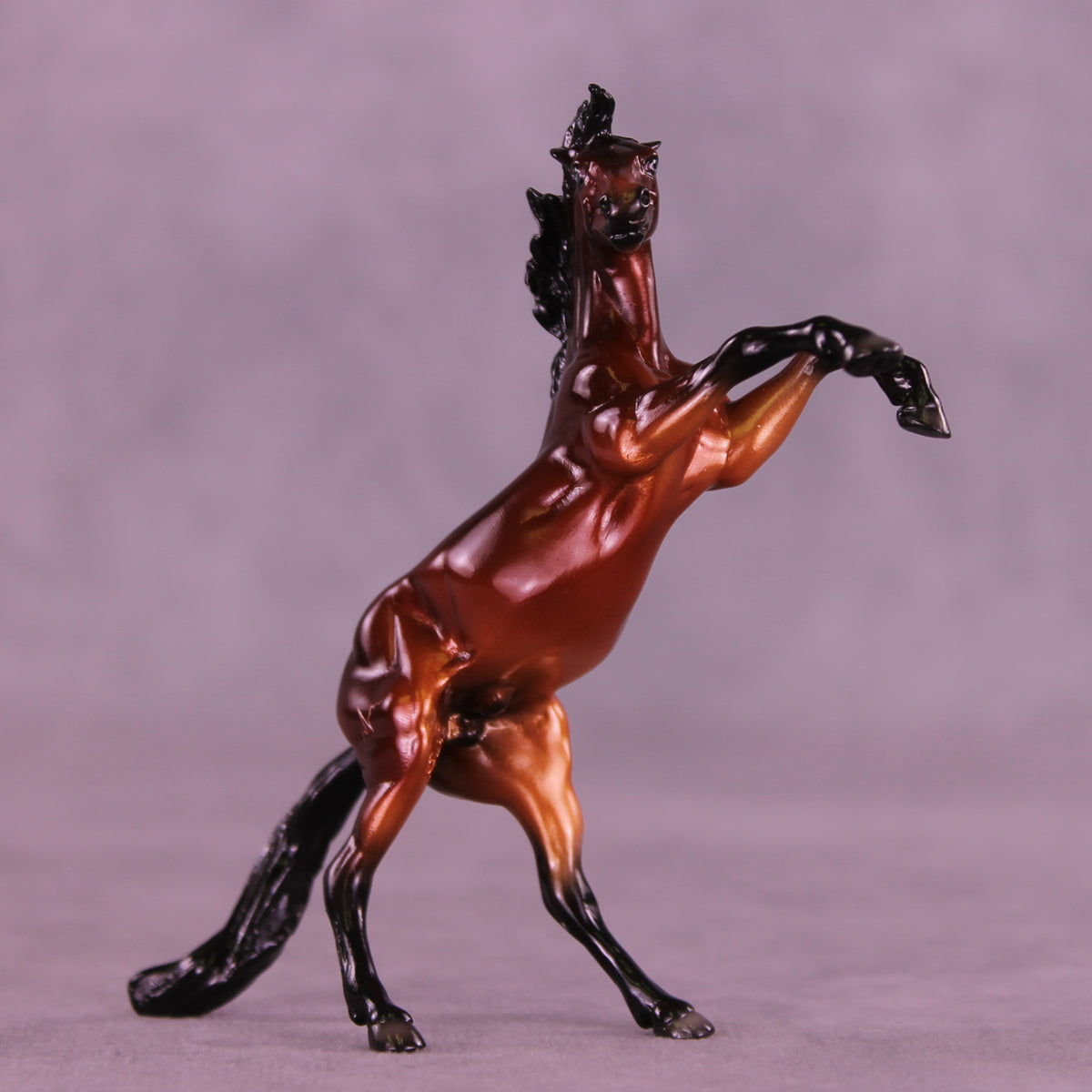 Glossy Dreadful LE-10 Chip Mustang by Ellen Robbins YP26