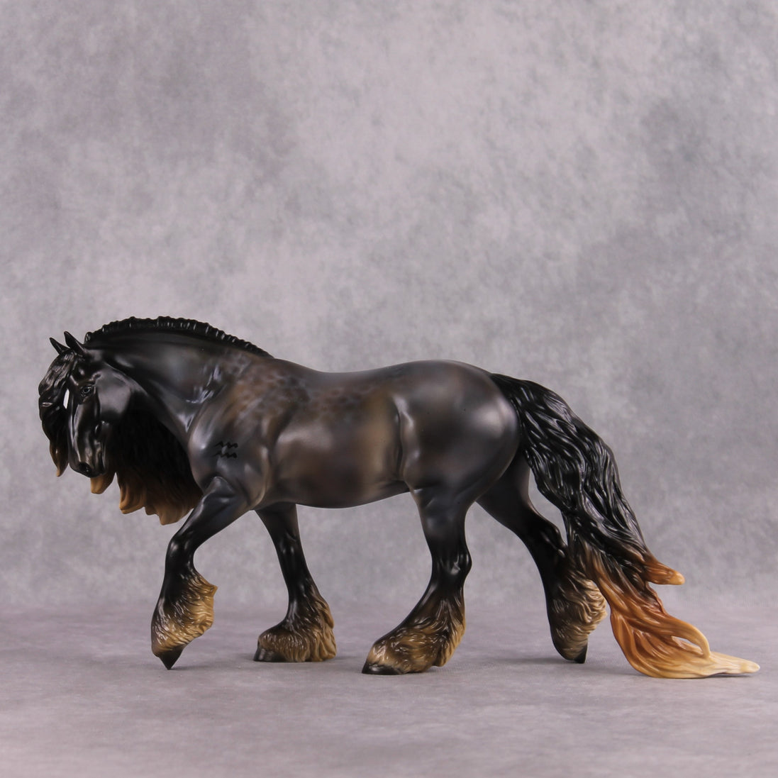 "Bunda" LE-10 Reverse Dappled Silver Blue Roan Irish Cob By Ashley Palmer Zodiac Series: Aquarius ZS25