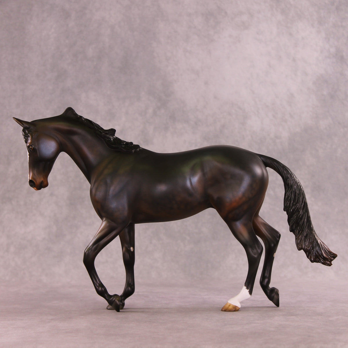 Ipso Facto OOAK Thoroughbred by Julie Keim DDOOAKs26