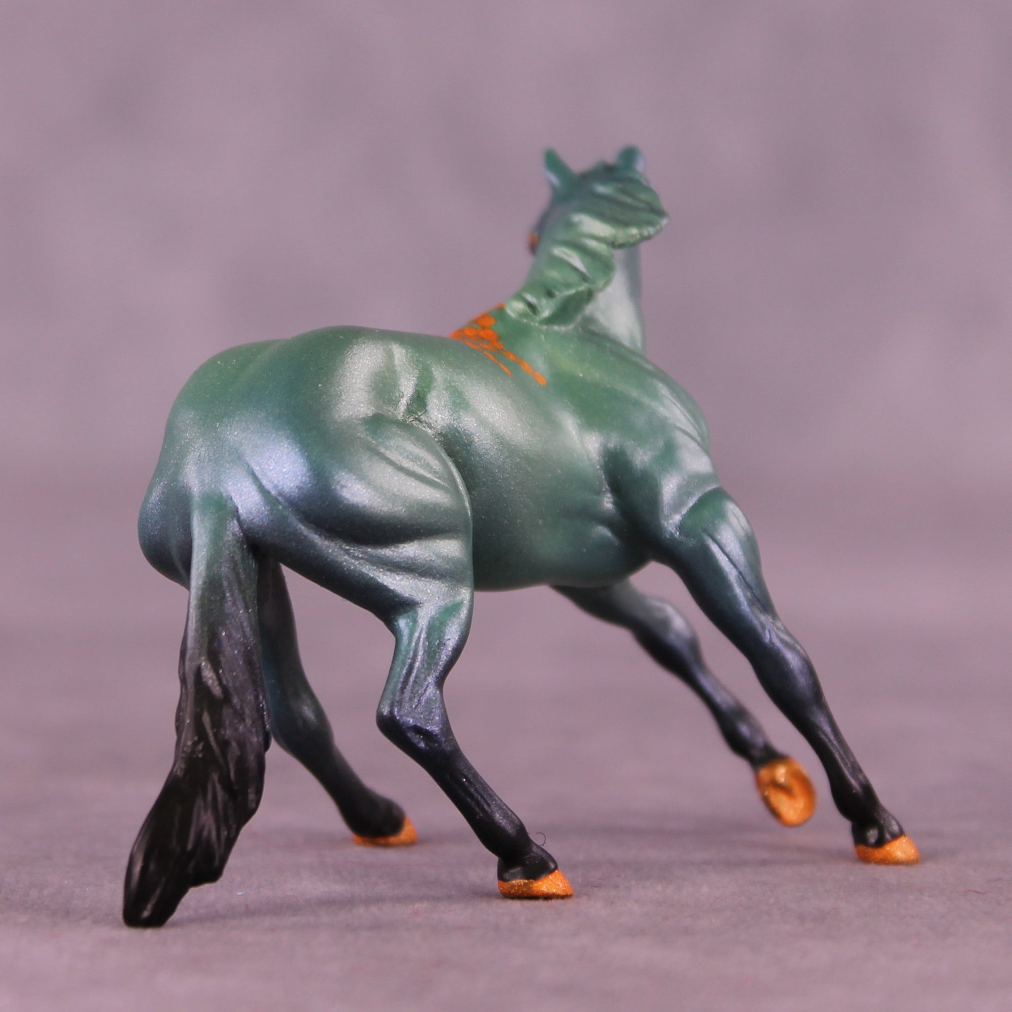 Showgirl Era LE-5 Chip Cutting Horse by Jess Hamill SCD25