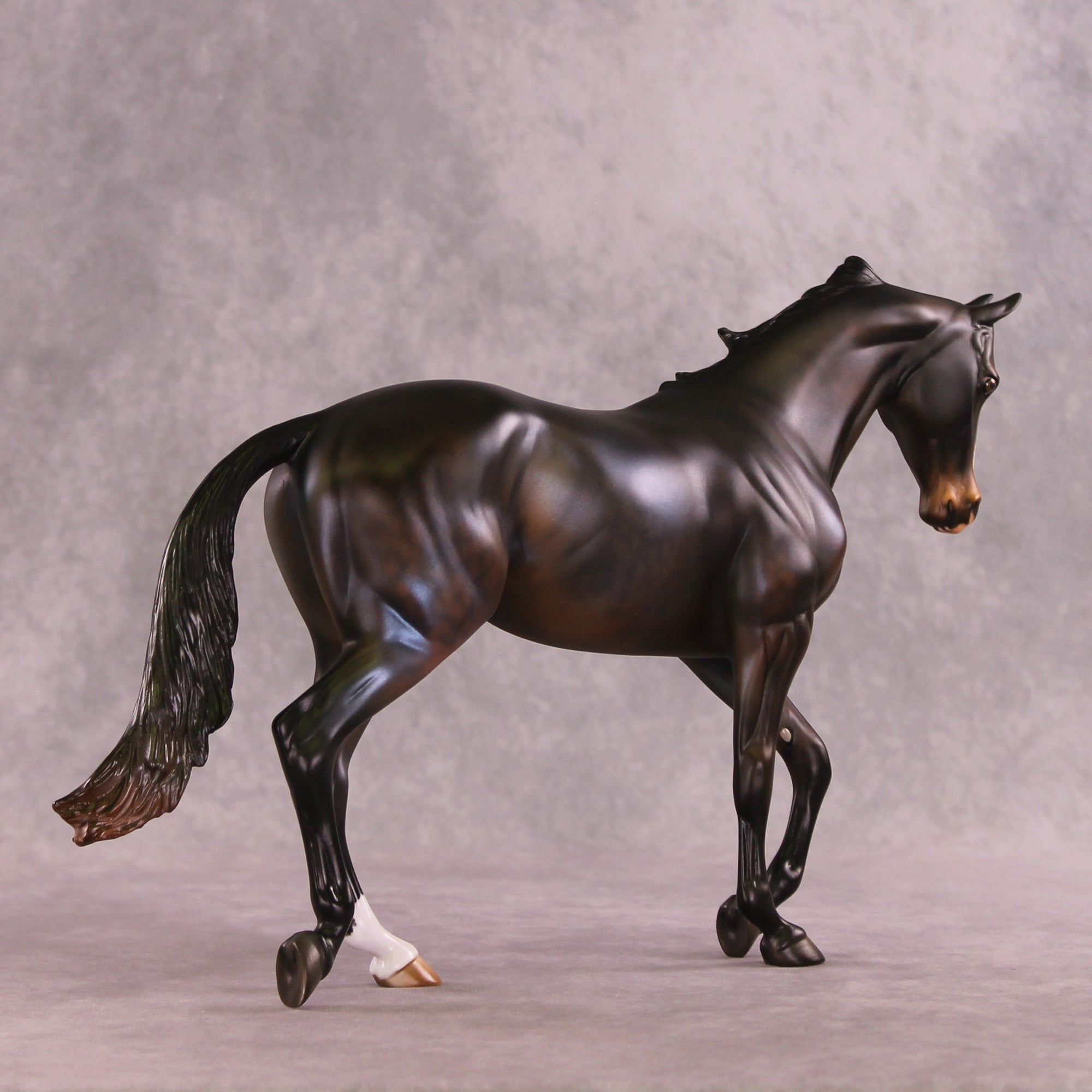 Ipso Facto OOAK Thoroughbred by Julie Keim DDOOAKs26