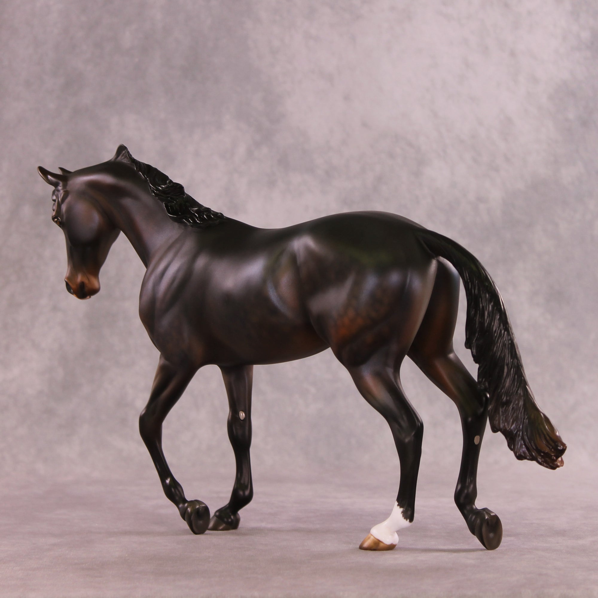 Ipso Facto OOAK Thoroughbred by Julie Keim DDOOAKs26