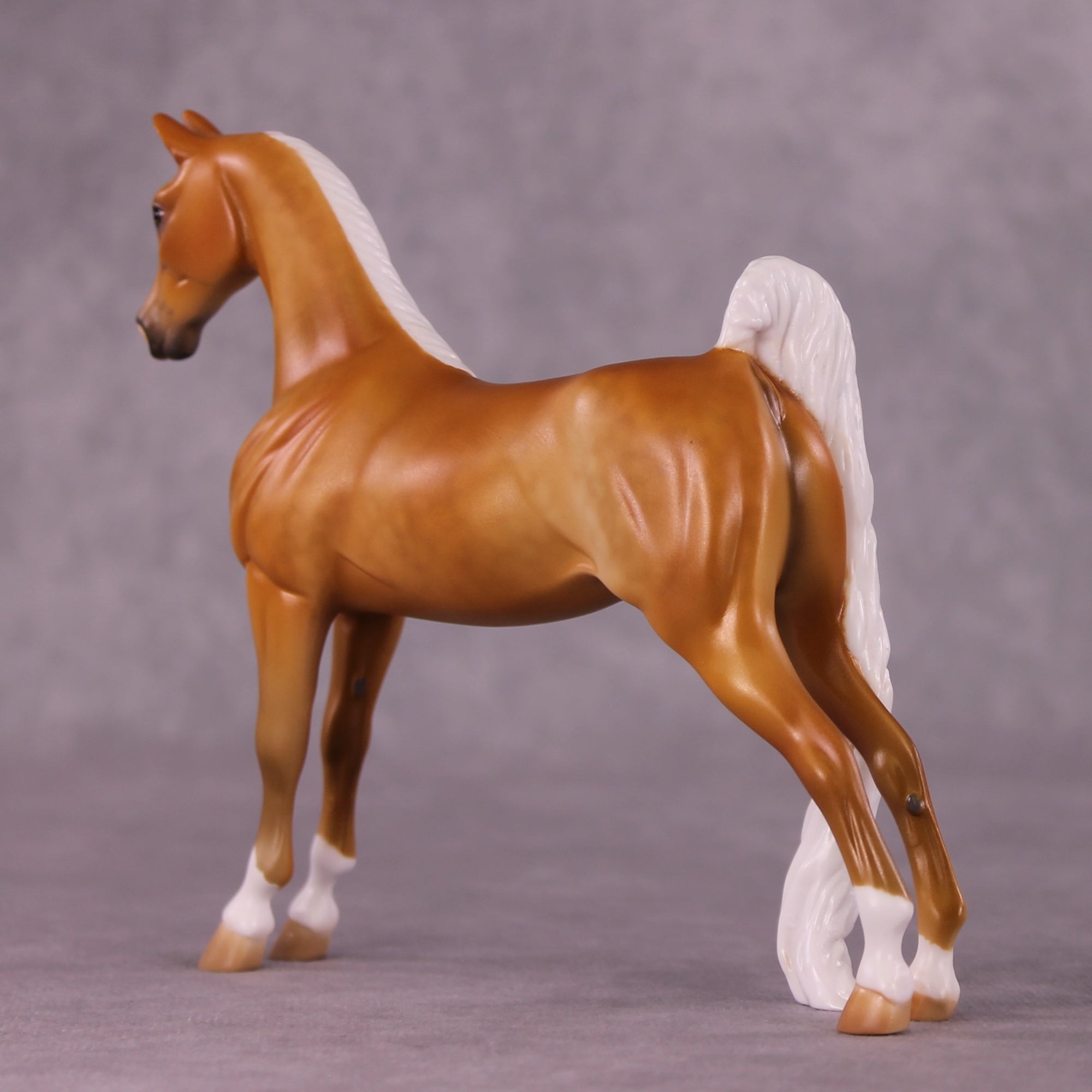 Gold Standard OOAK Pebble Saddlebred by Julie Keim EQ25