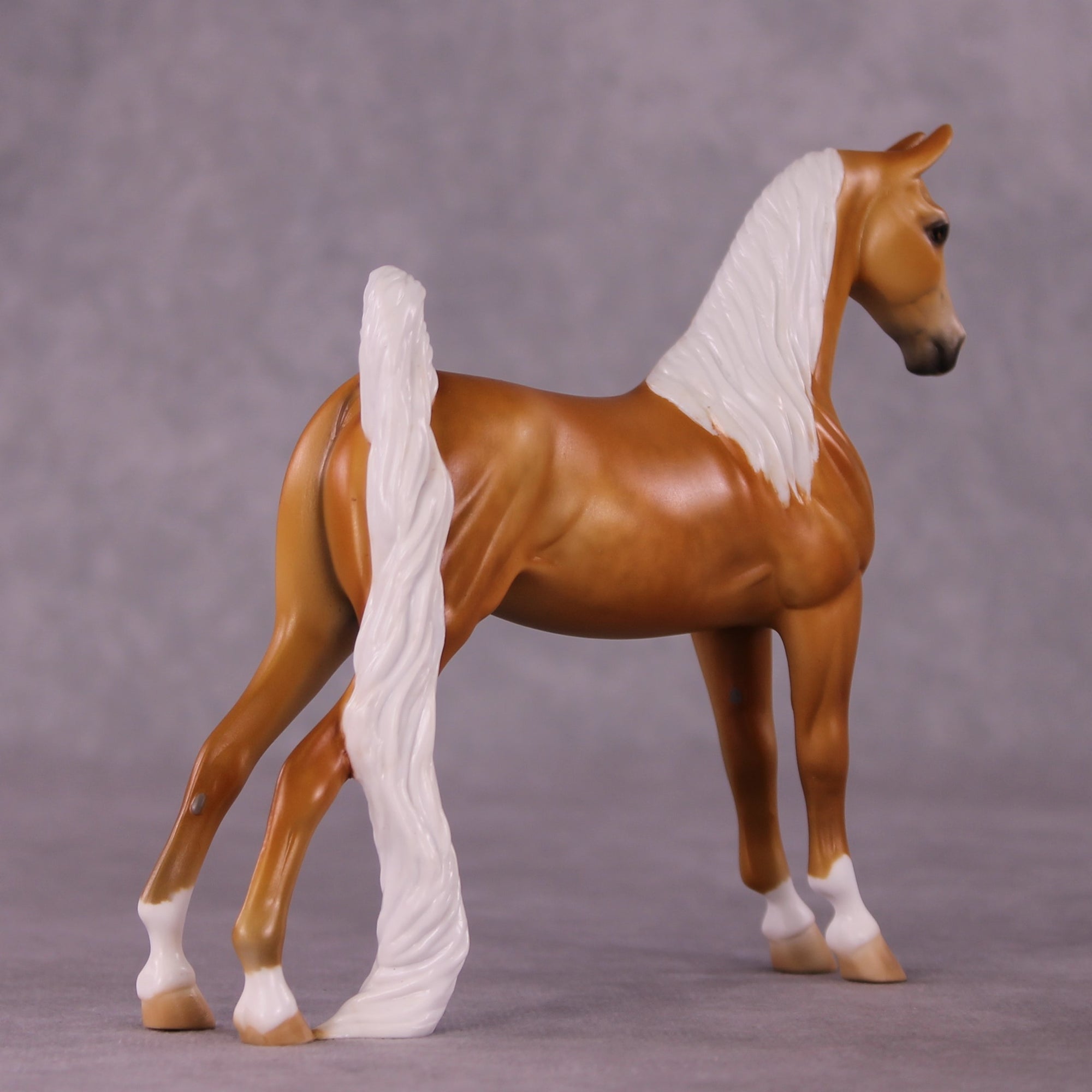 Gold Standard OOAK Pebble Saddlebred by Julie Keim EQ25