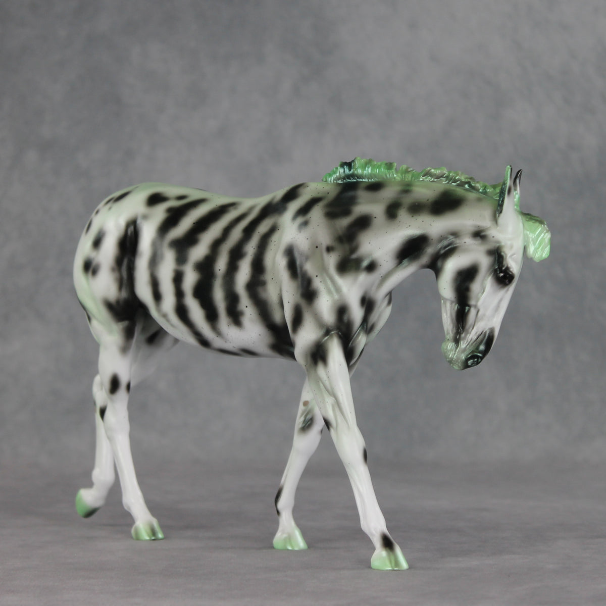 Poison LE-10 EFCM Large Mule by Carissa Mathews VV26